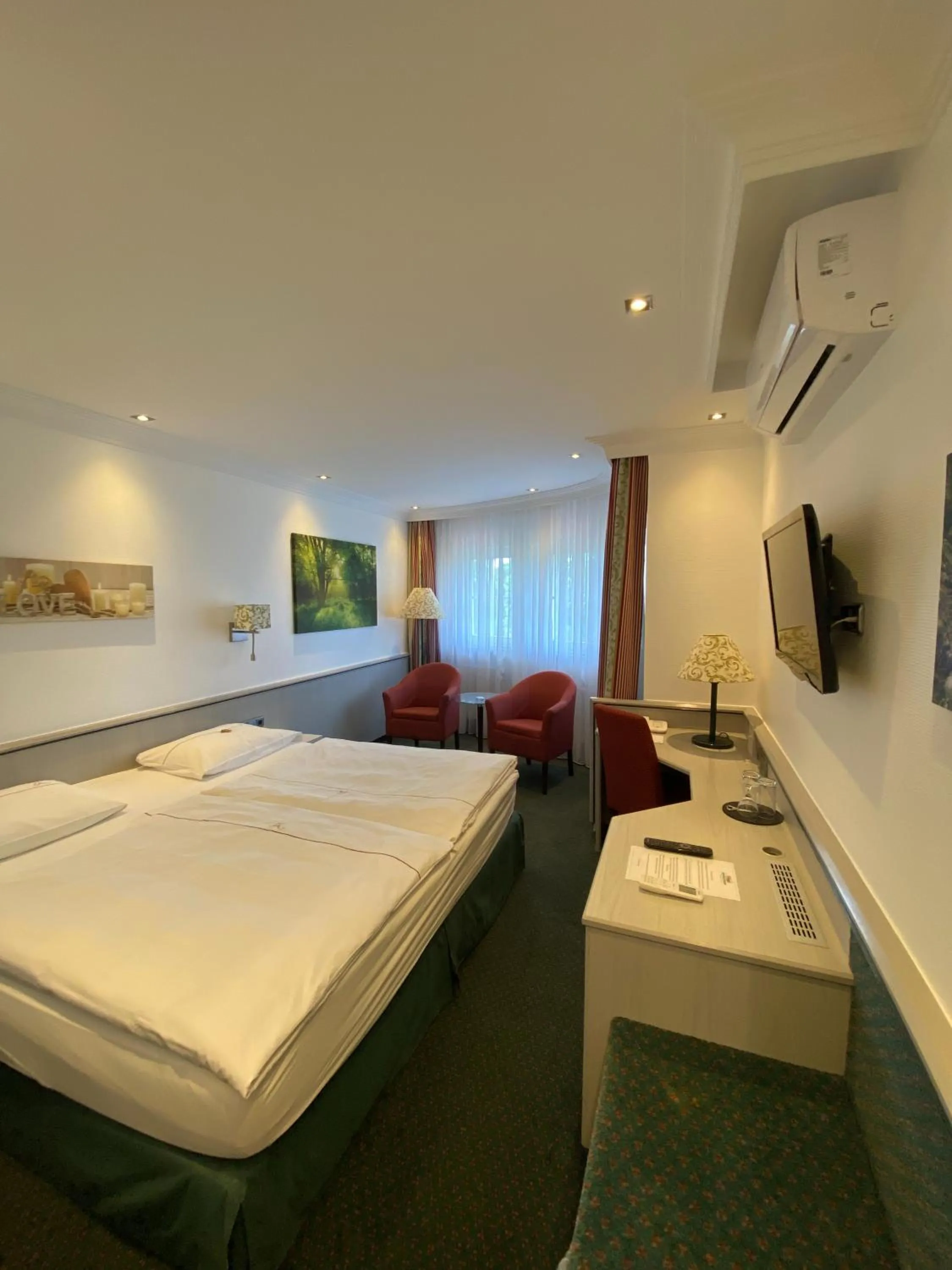 Photo of the whole room, Bed in Landhaus Alpinia