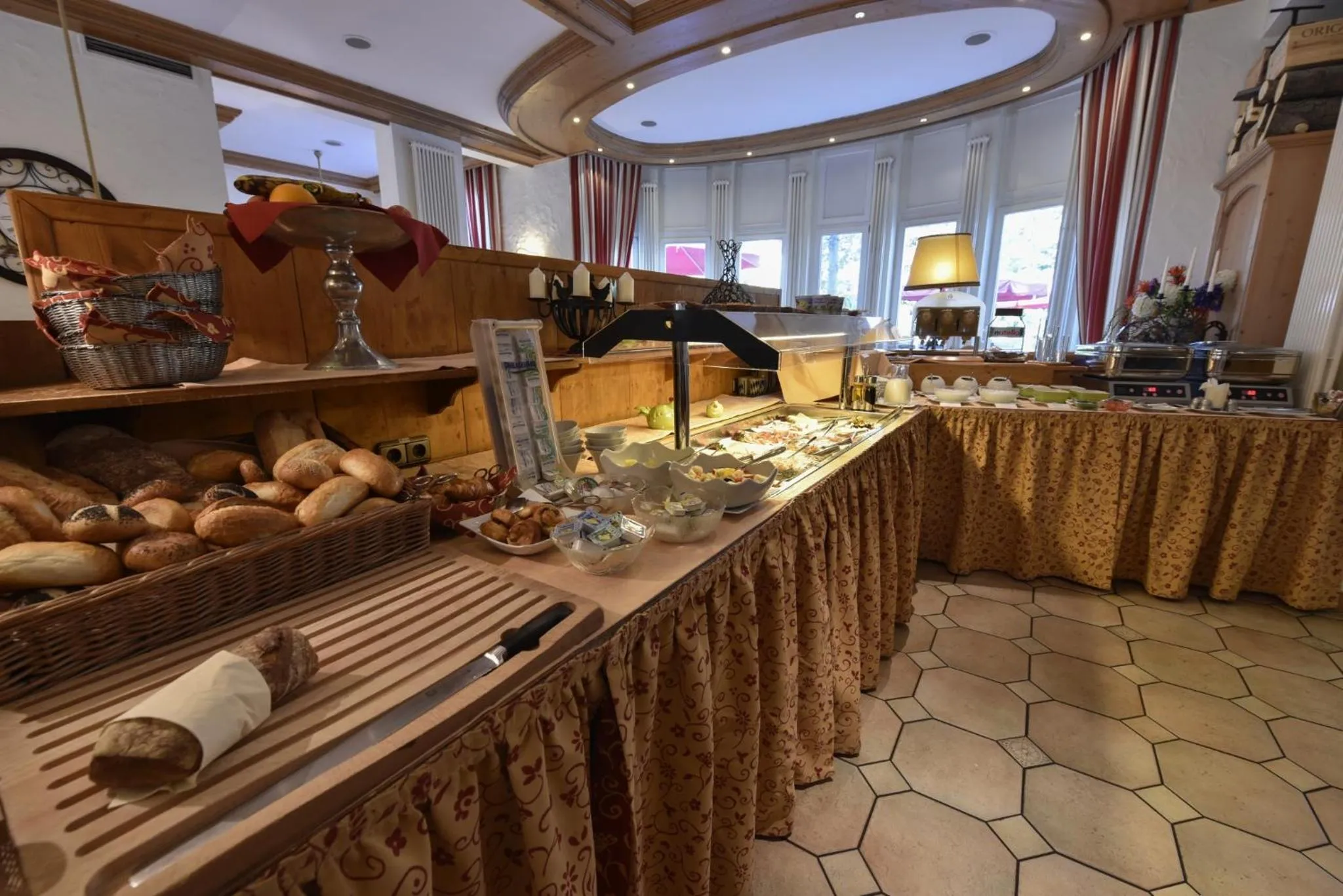 Buffet breakfast in Landhaus Alpinia