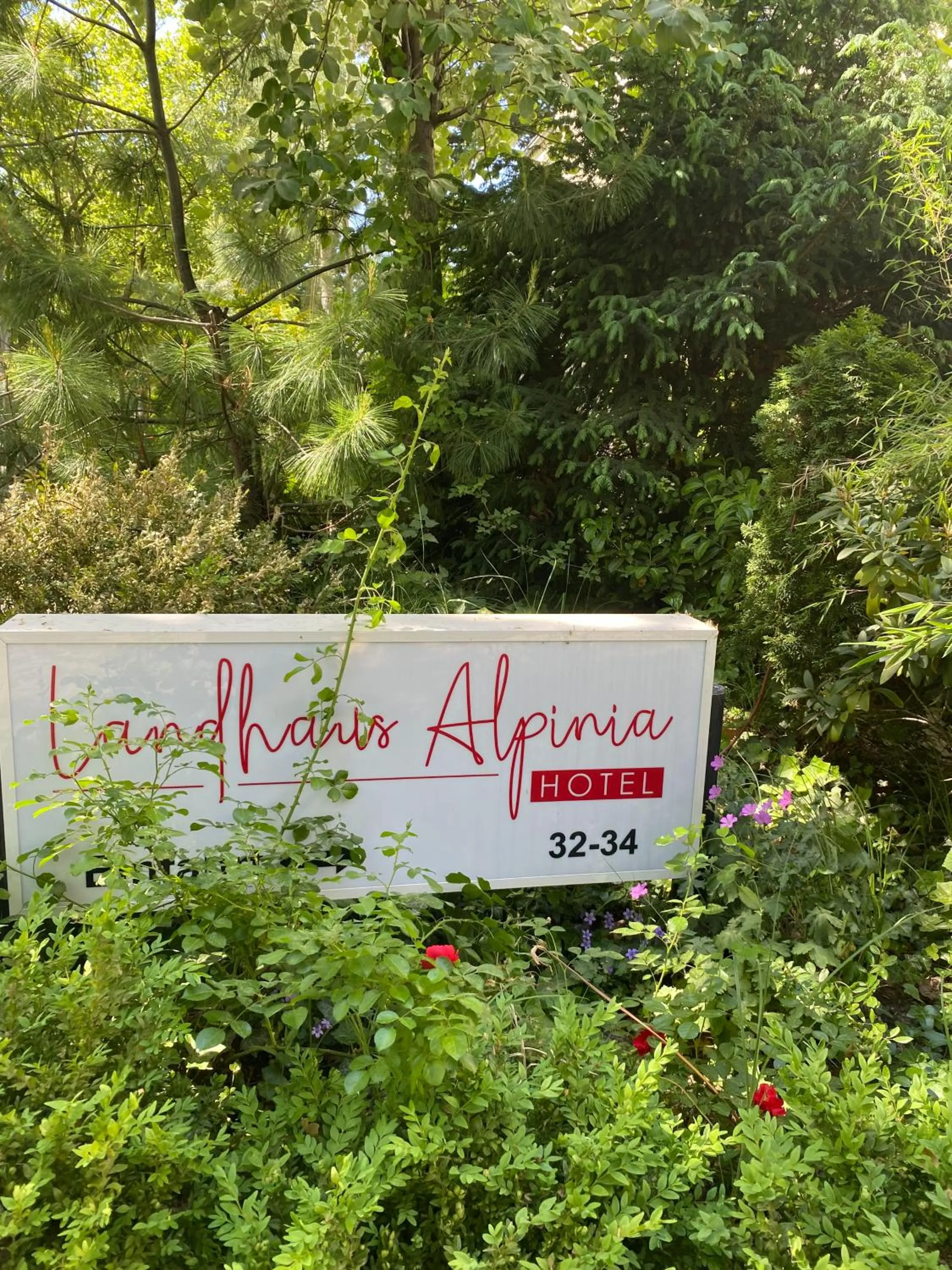 Logo/Certificate/Sign in Landhaus Alpinia