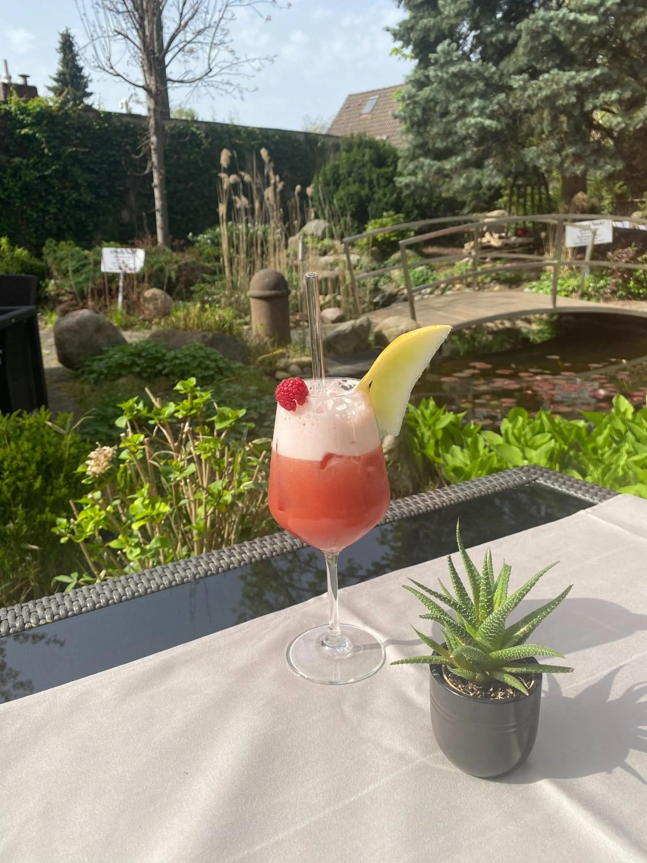 Restaurant/places to eat in Landhaus Alpinia