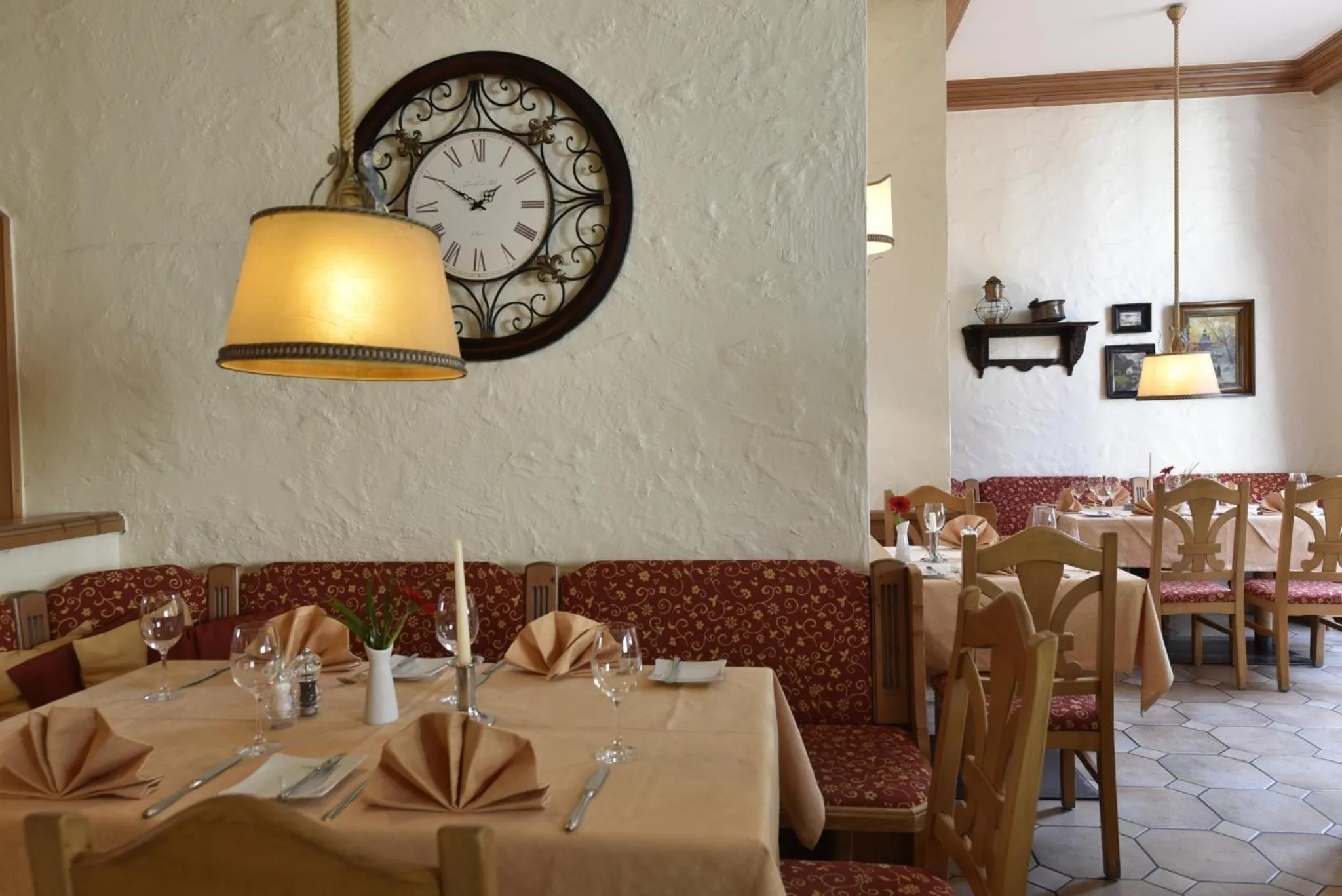 Restaurant/places to eat in Landhaus Alpinia