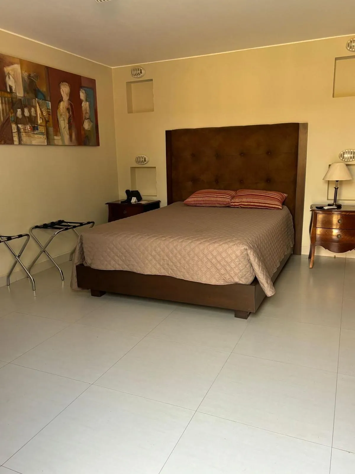 Bed in Hotel & Hacienda La Caravedo