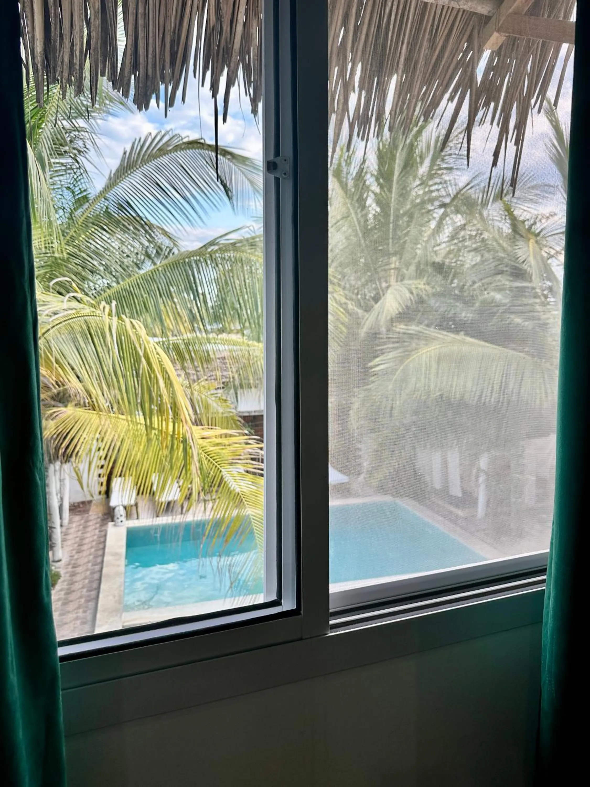 Day in Reyna Resort By Cezere The Palm