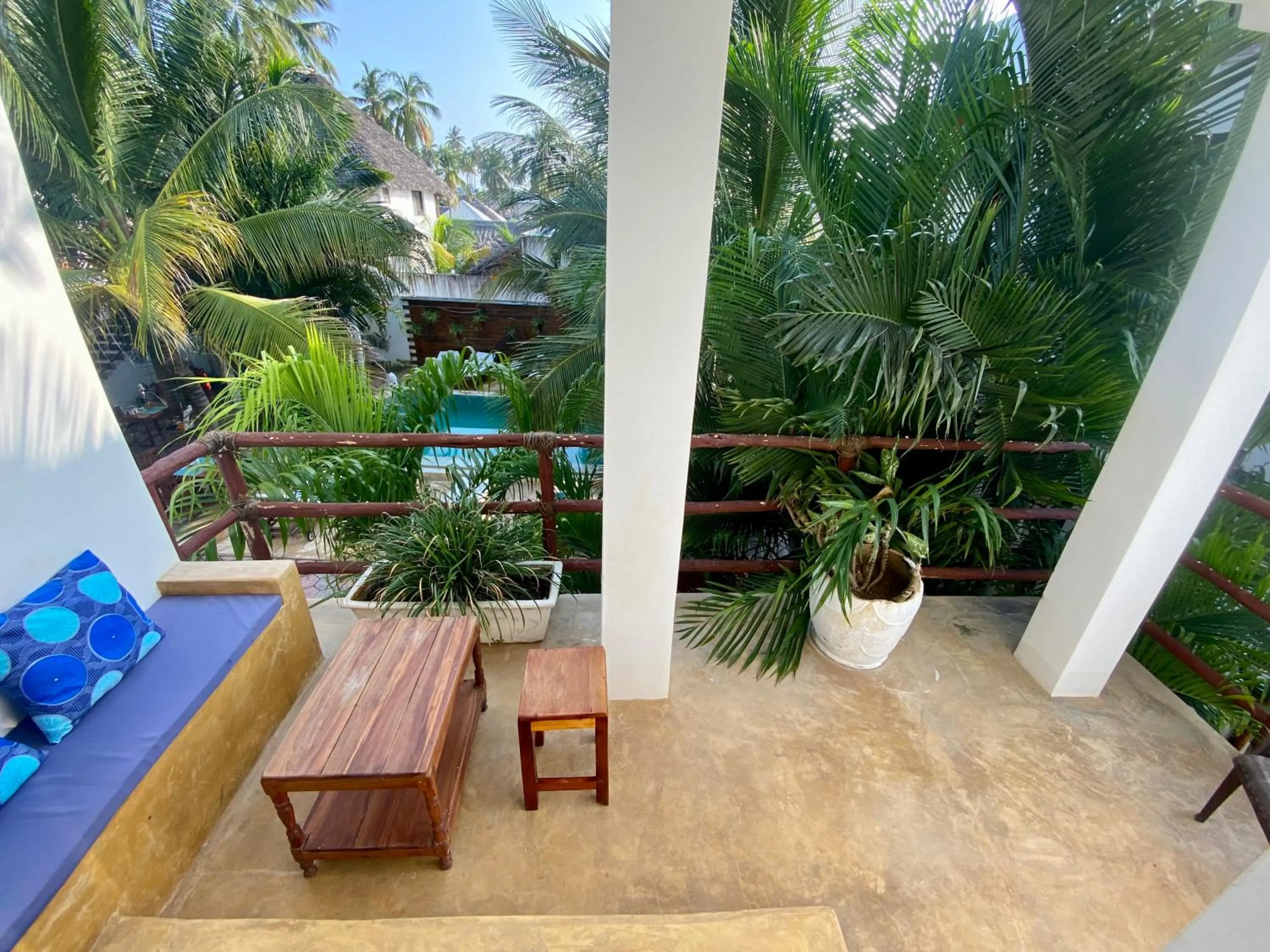 Day in Reyna Resort By Cezere The Palm