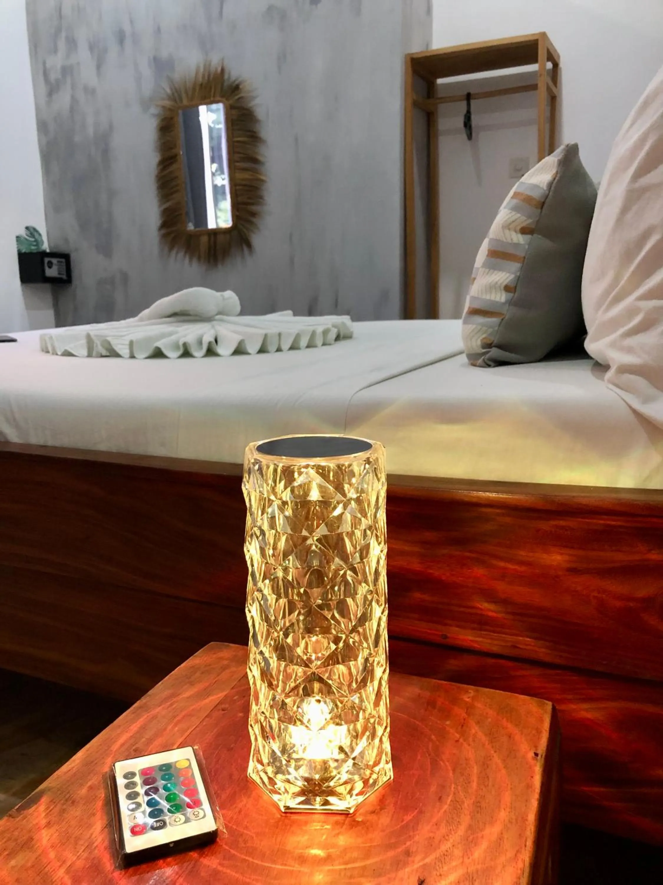 Bed in Reyna Resort By Cezere The Palm