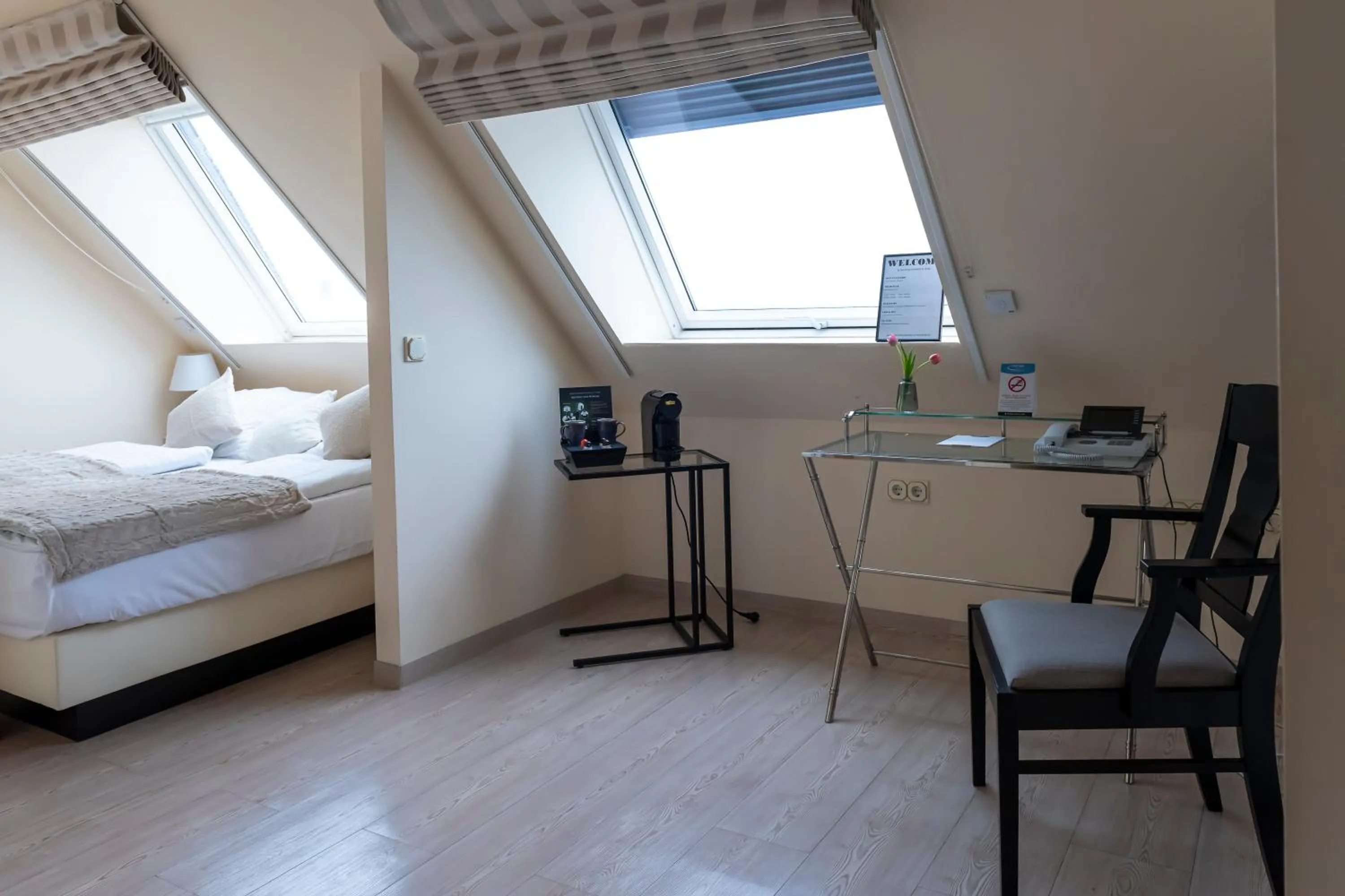 Bed in Trip Inn Hotel Astoria