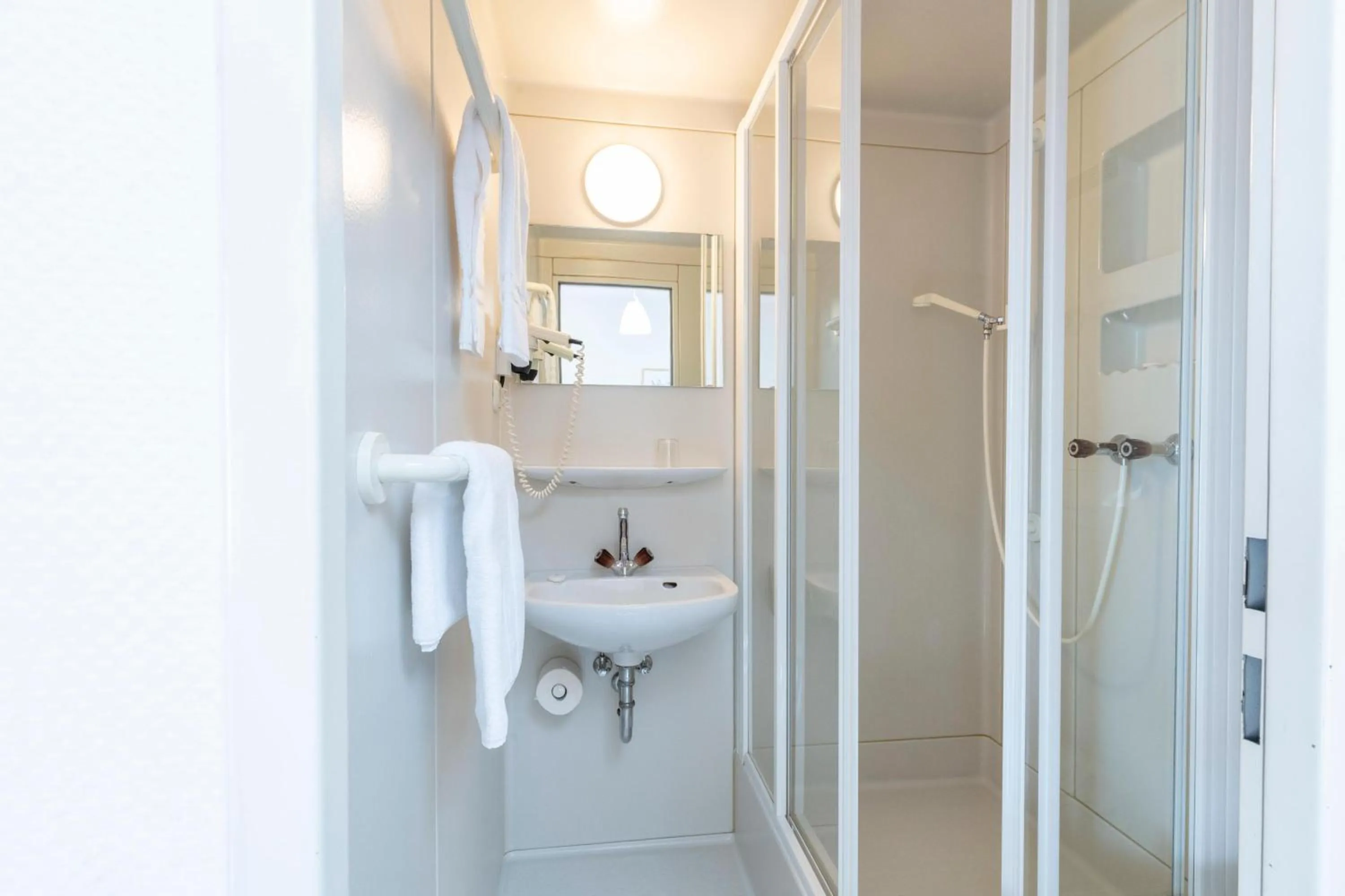 Bathroom in Hotel Krone Straßdorf