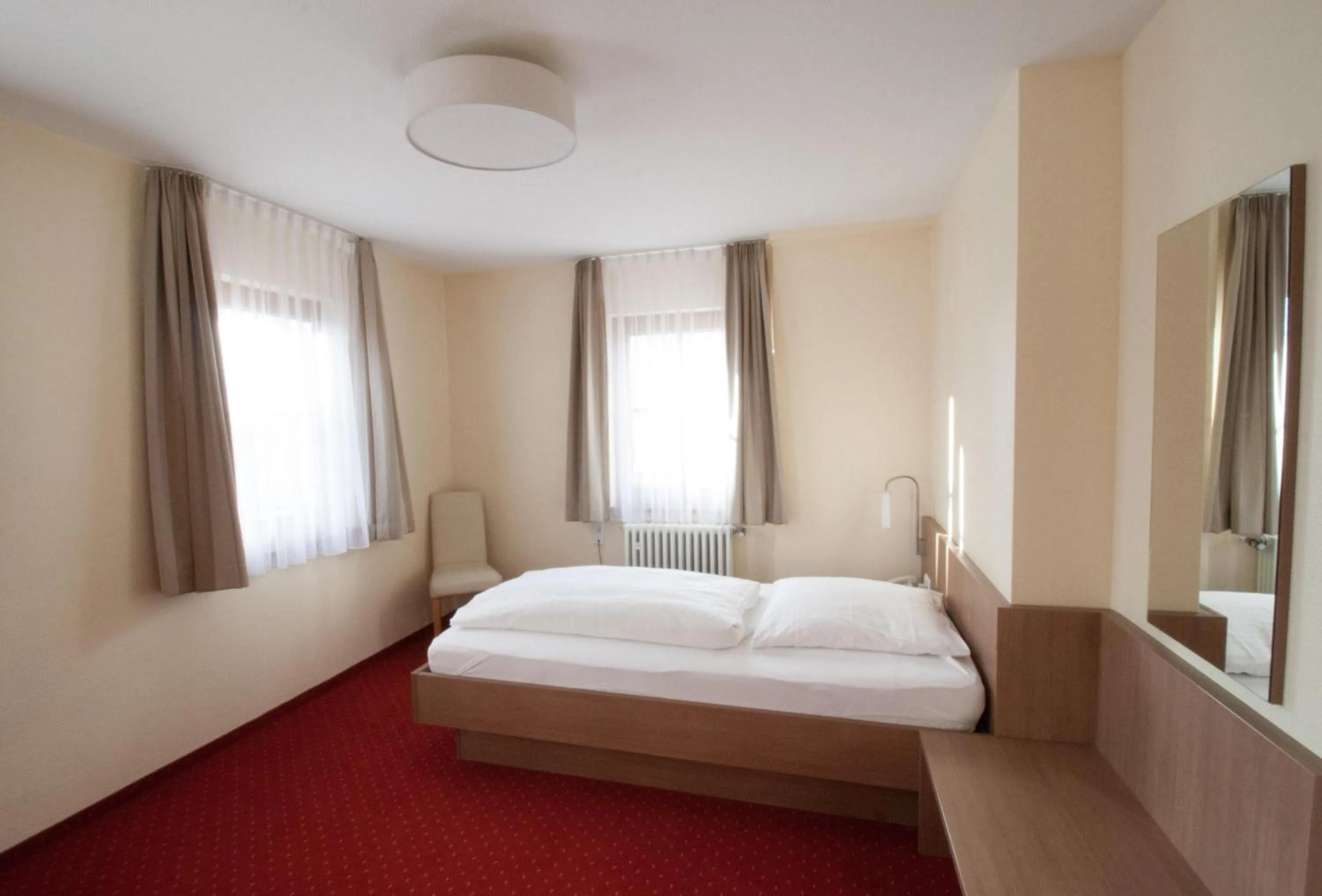 Bed in Hotel Krone Straßdorf