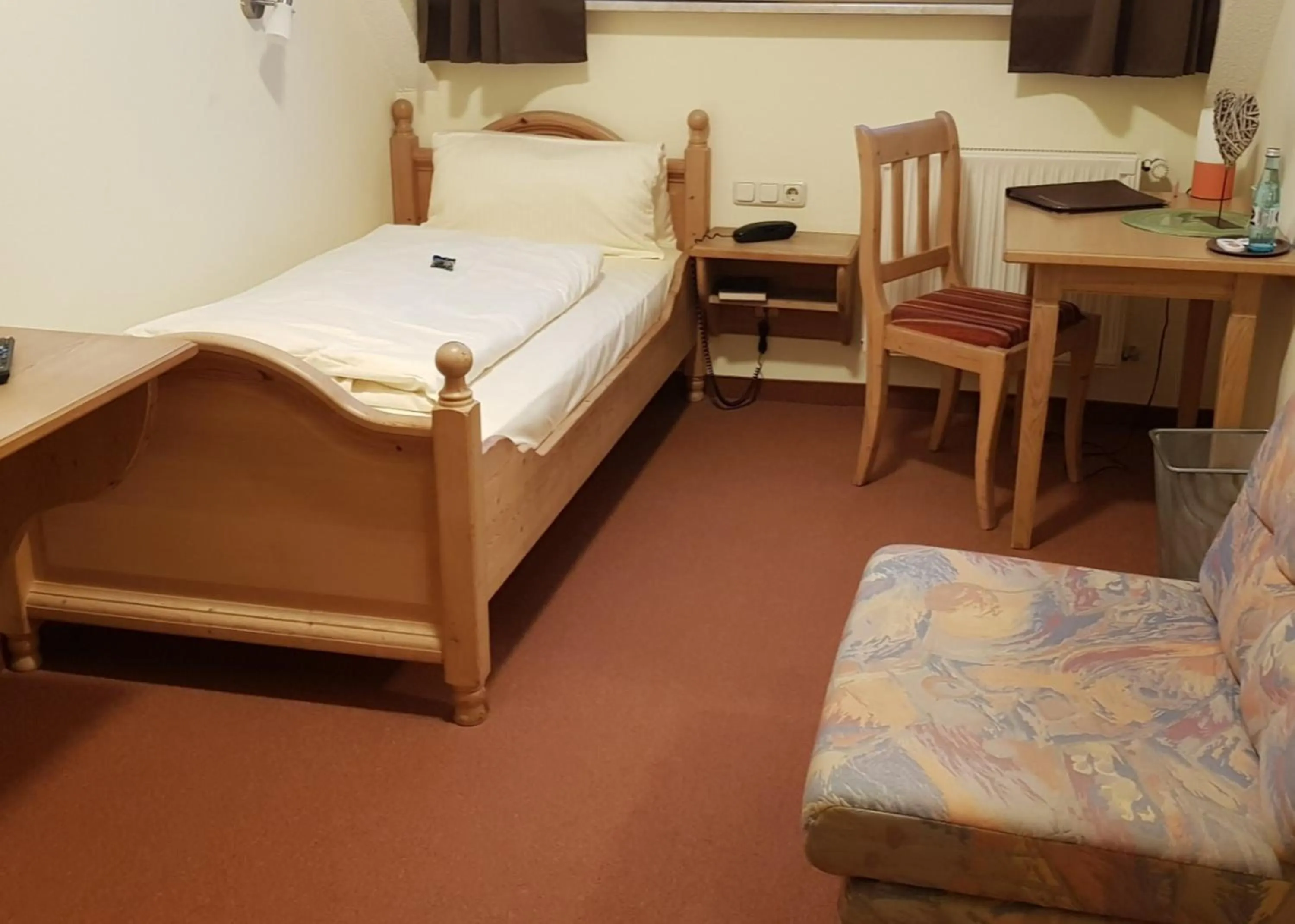 Photo of the whole room, Bed in Gasthof Frankenstuben