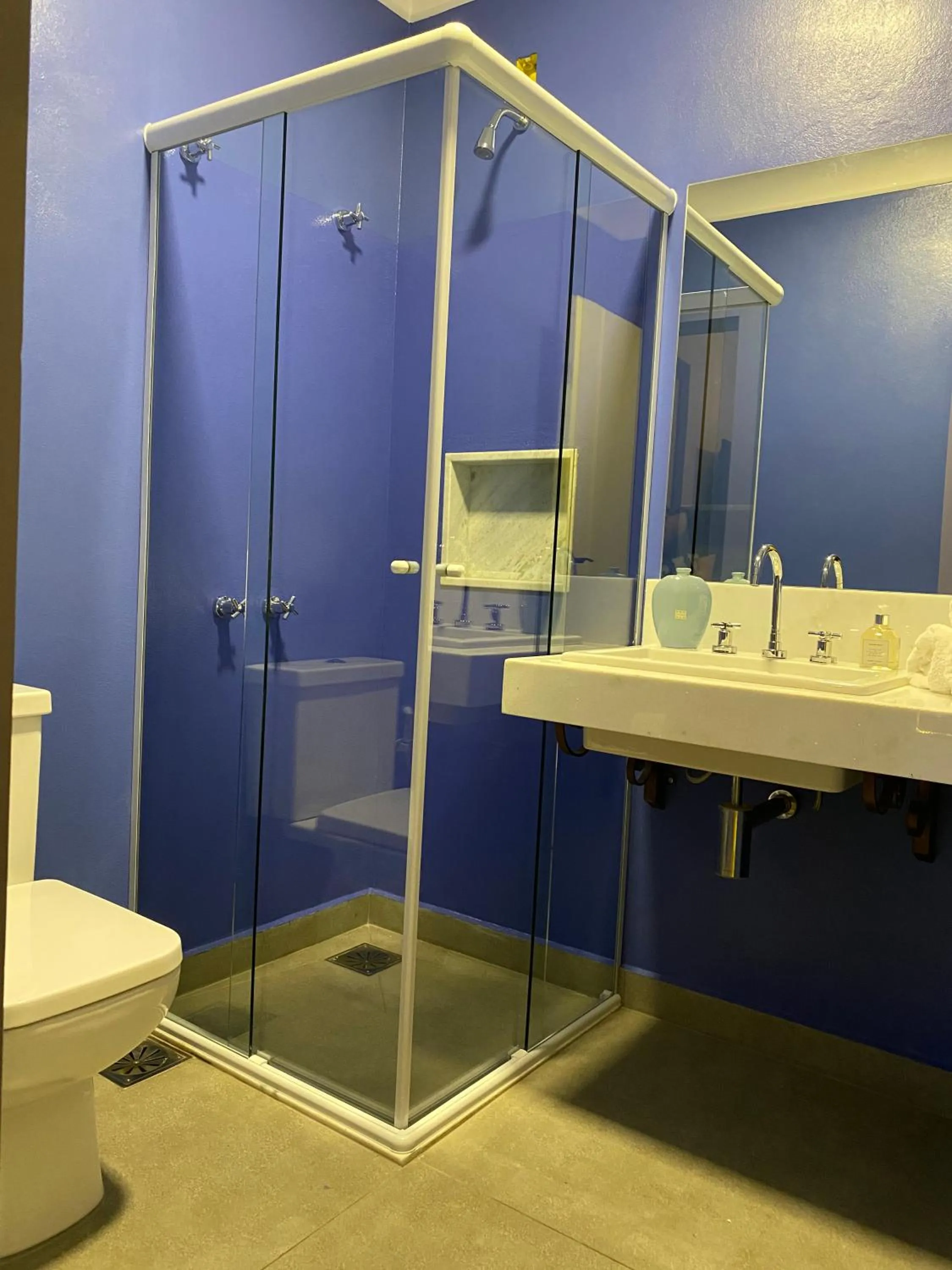 Shower in Pousada Relicário