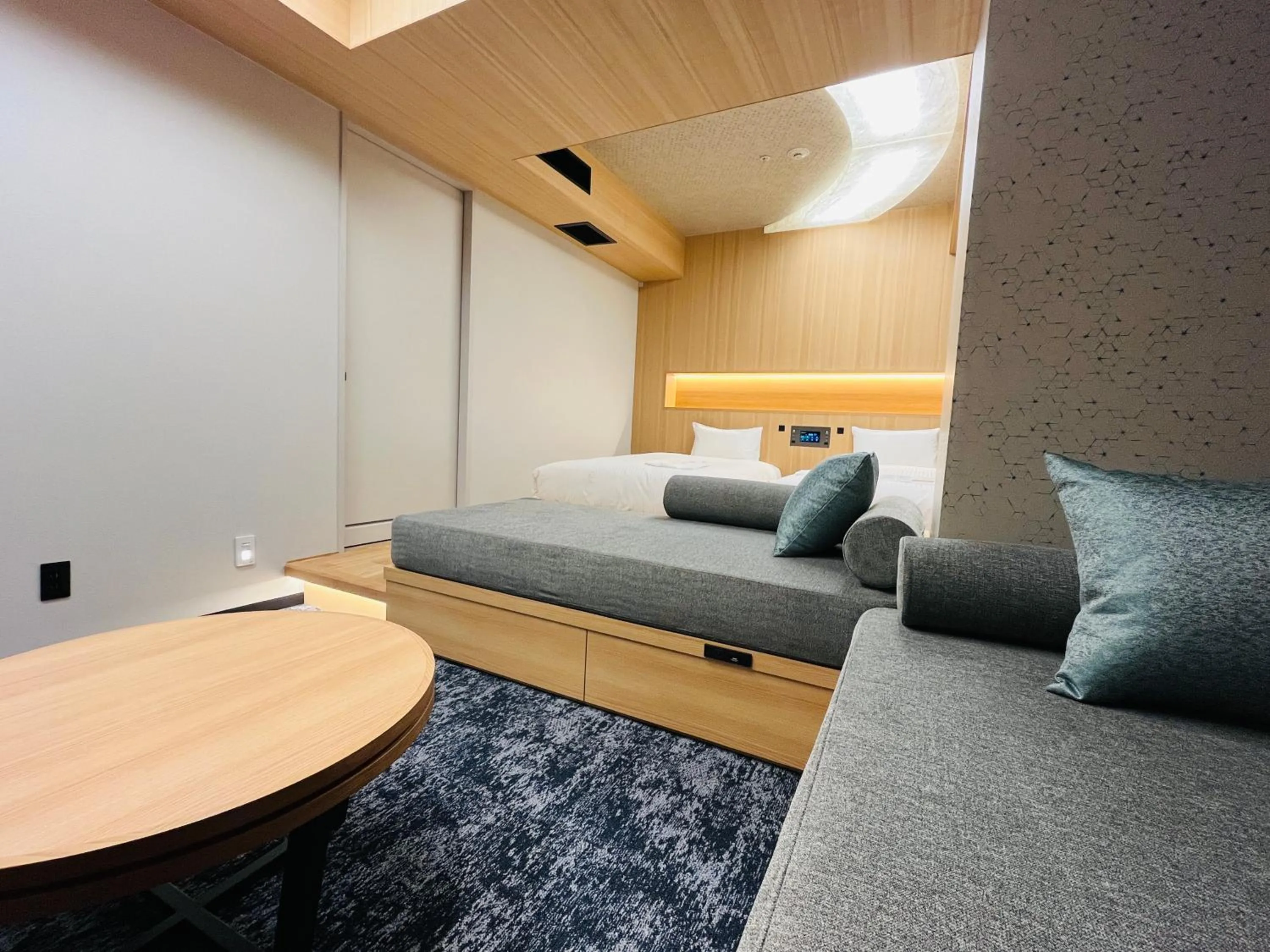 Photo of the whole room in Hotel Keihan Tenmabashi Ekimae