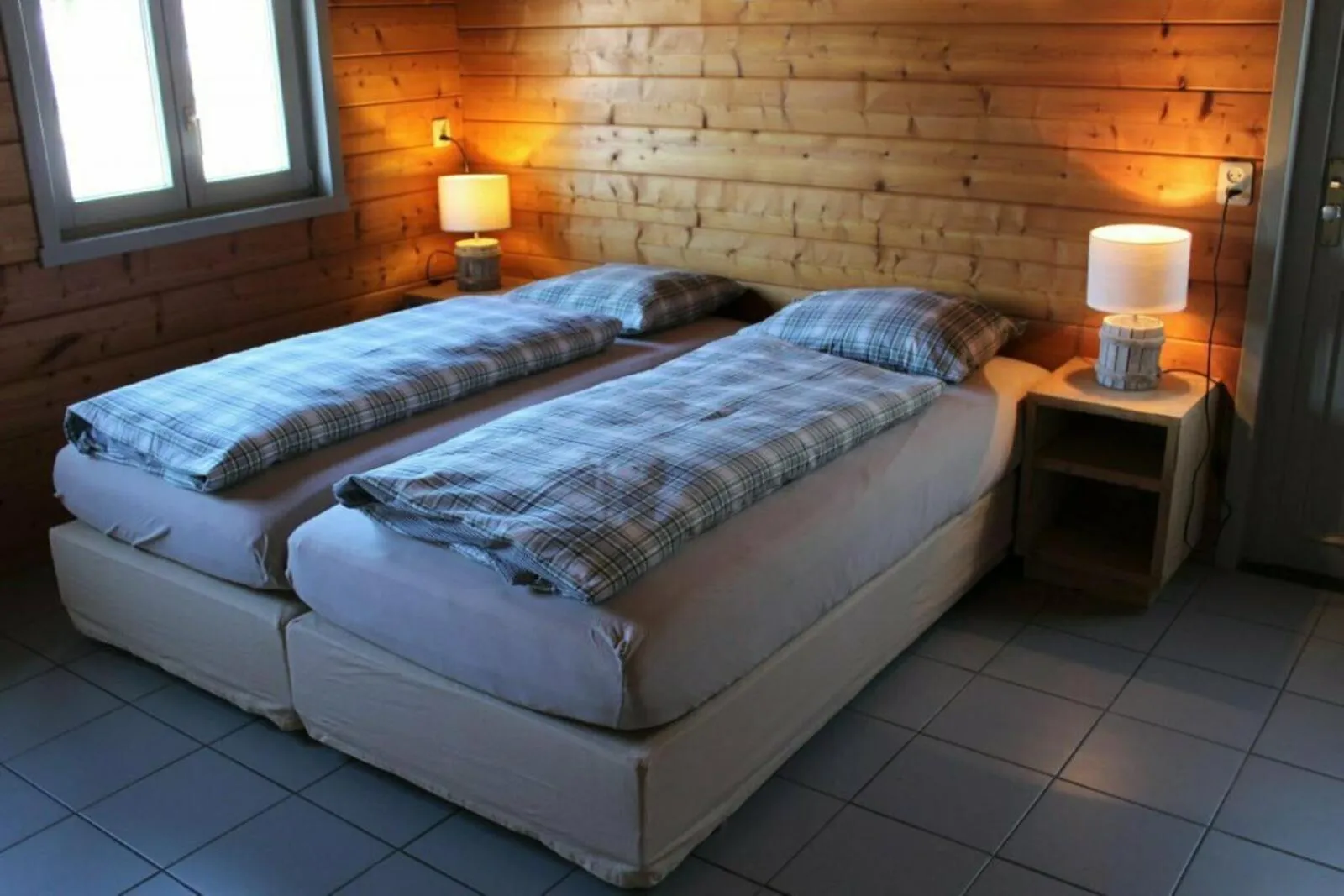 Bed in Ride by the Sea Guesthouse