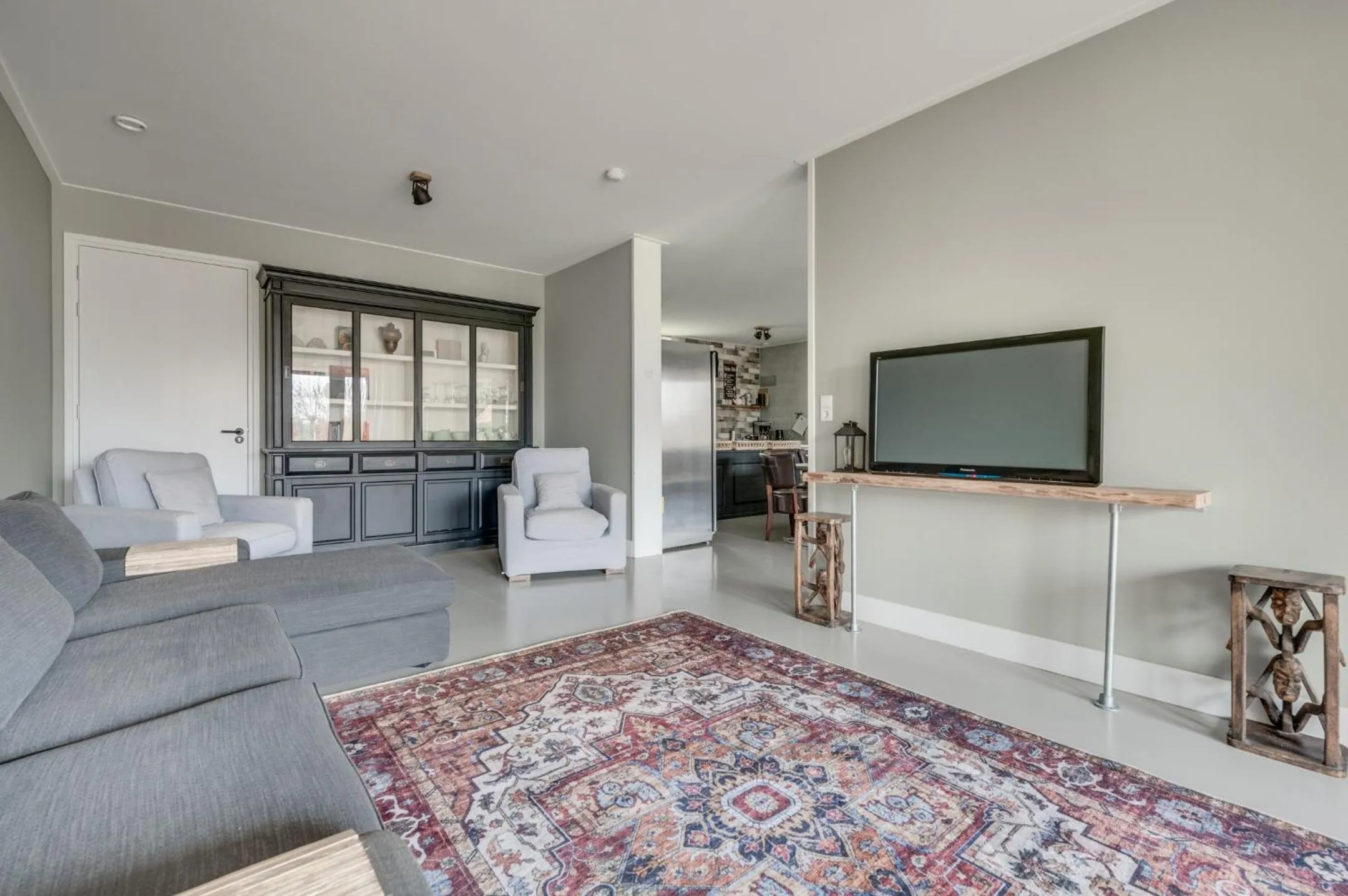 Property building in Ride by the Sea Guesthouse