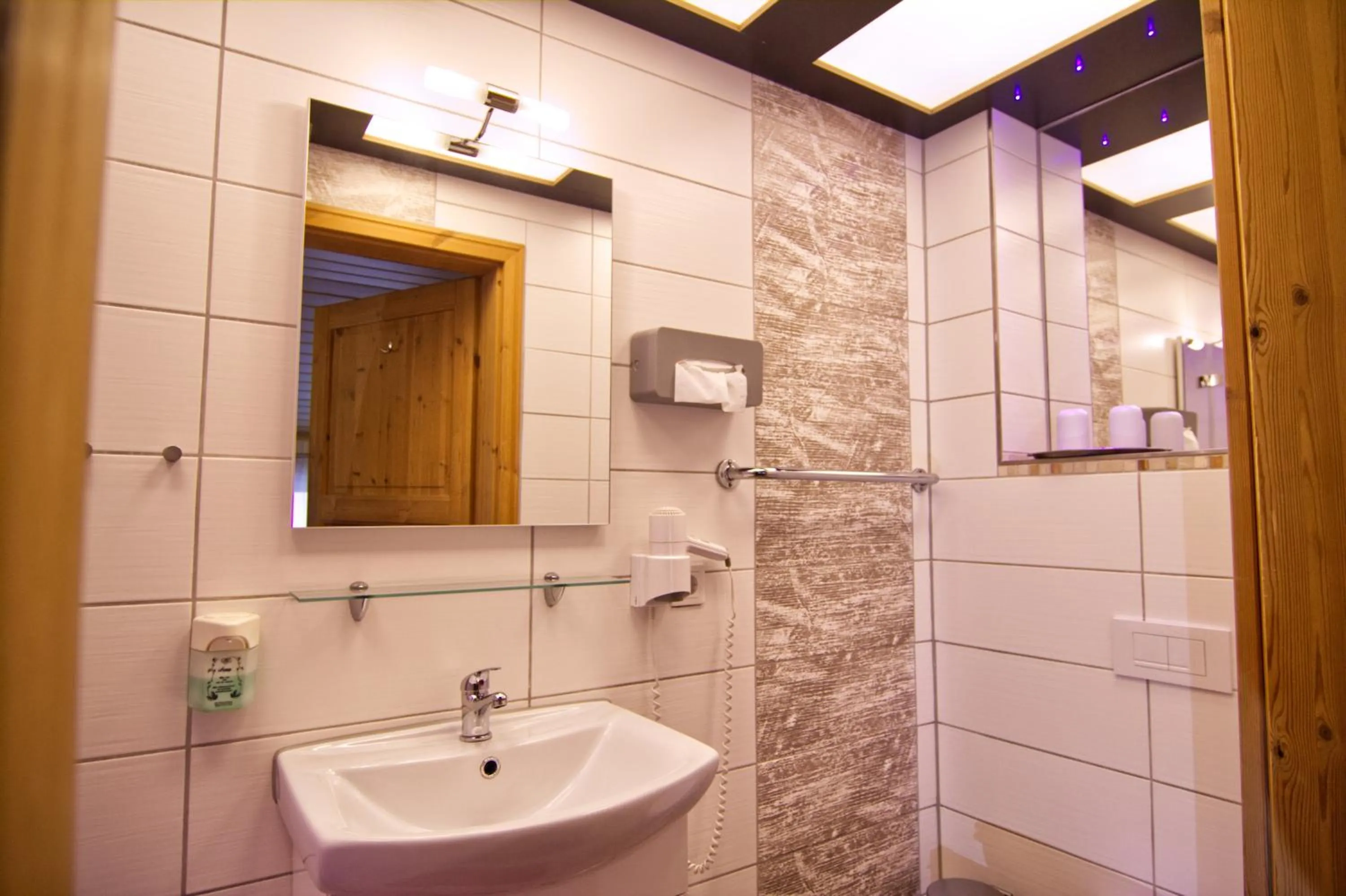 Bathroom in Esprit Hotel