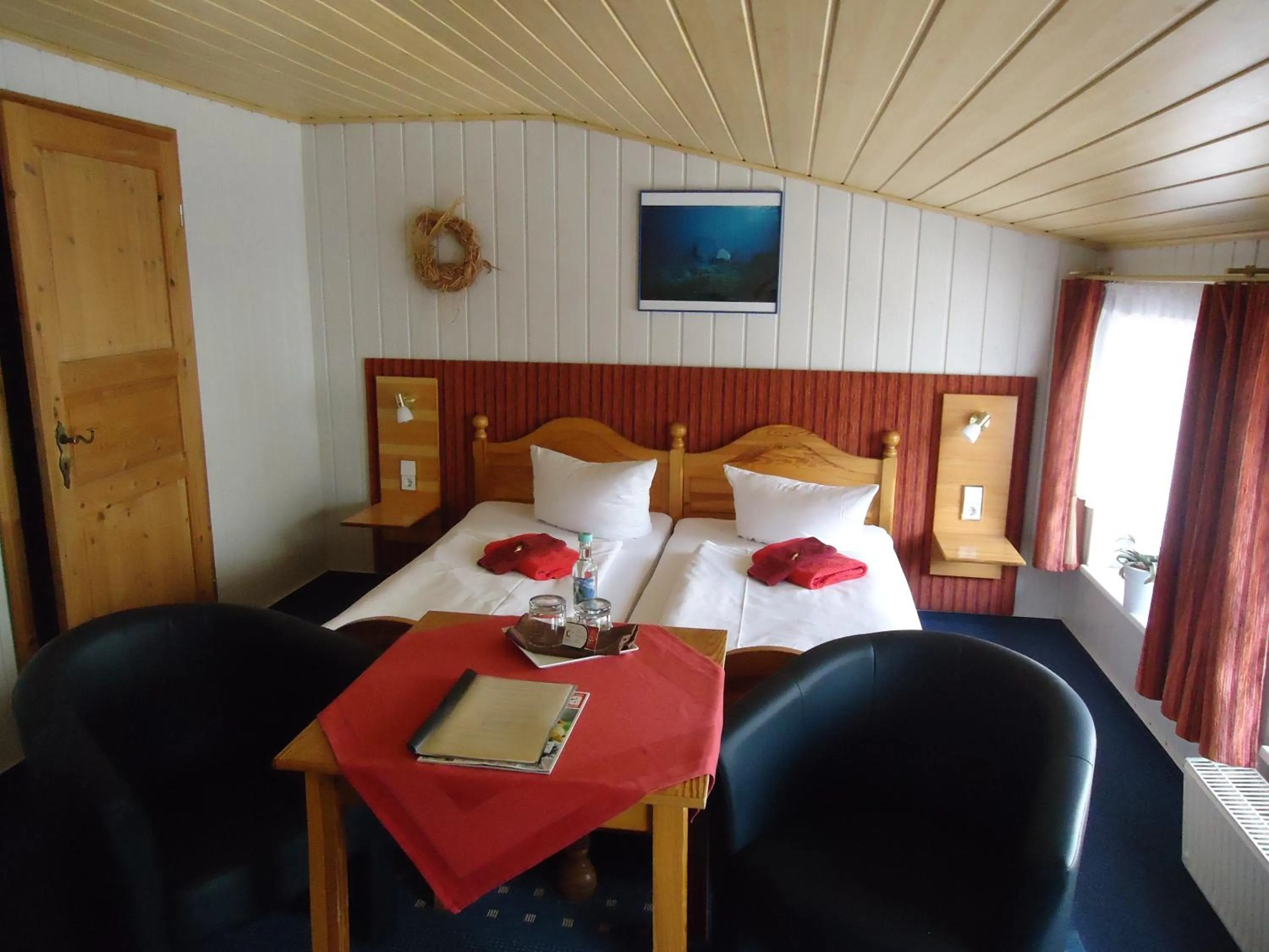 Photo of the whole room, Bed in Esprit Hotel