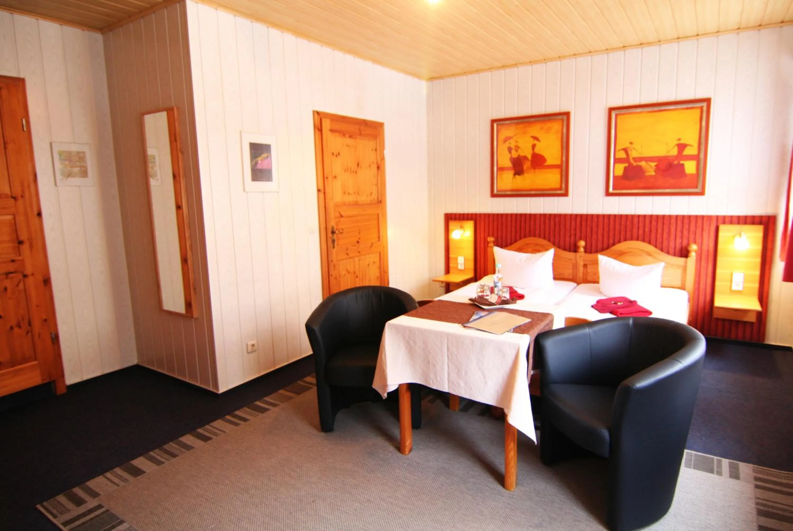 Photo of the whole room, Bed in Esprit Hotel