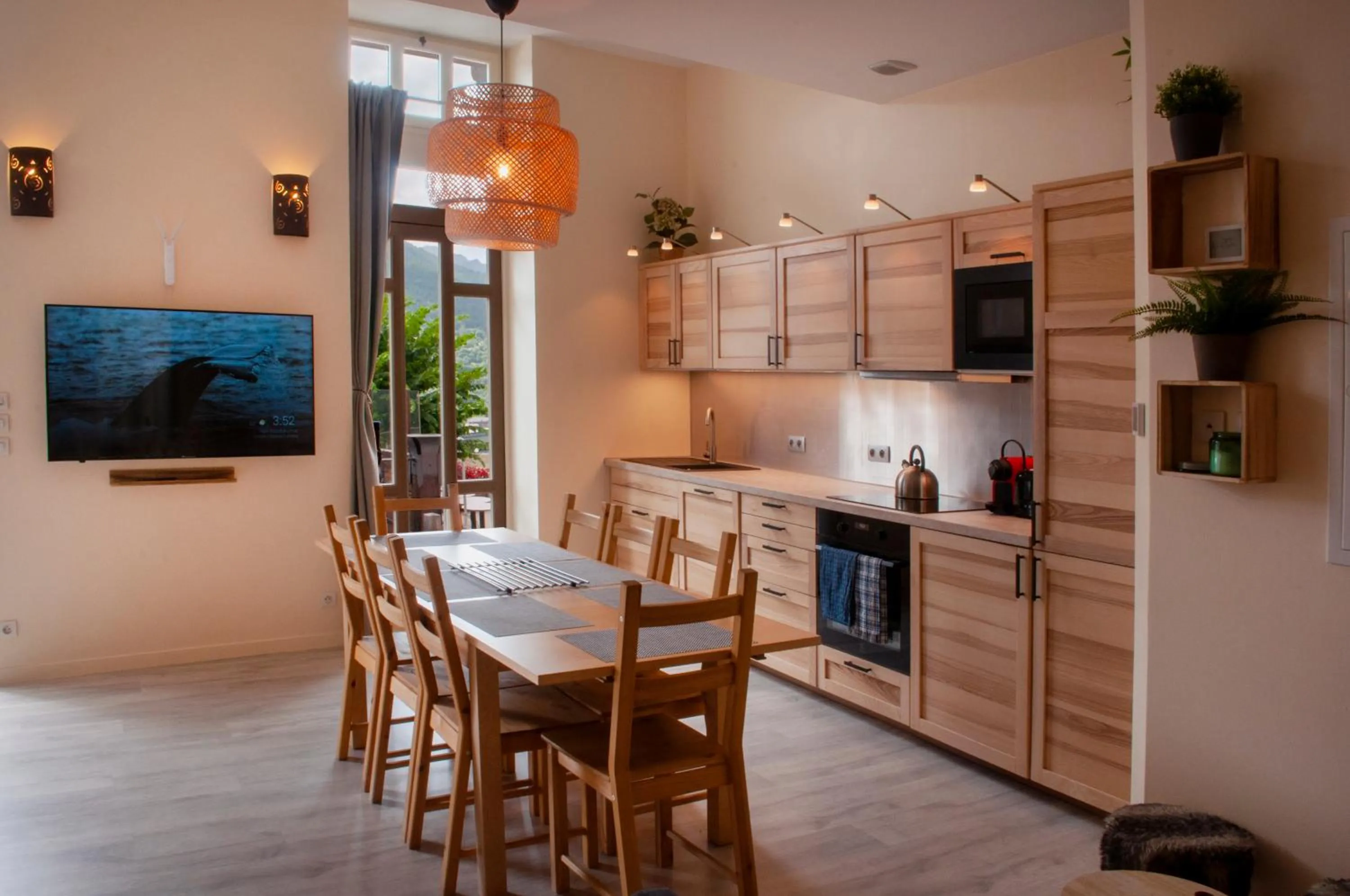 Dining area in Panorama apartment Briancon