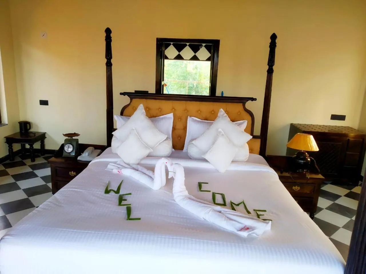 Bed in The Pench International