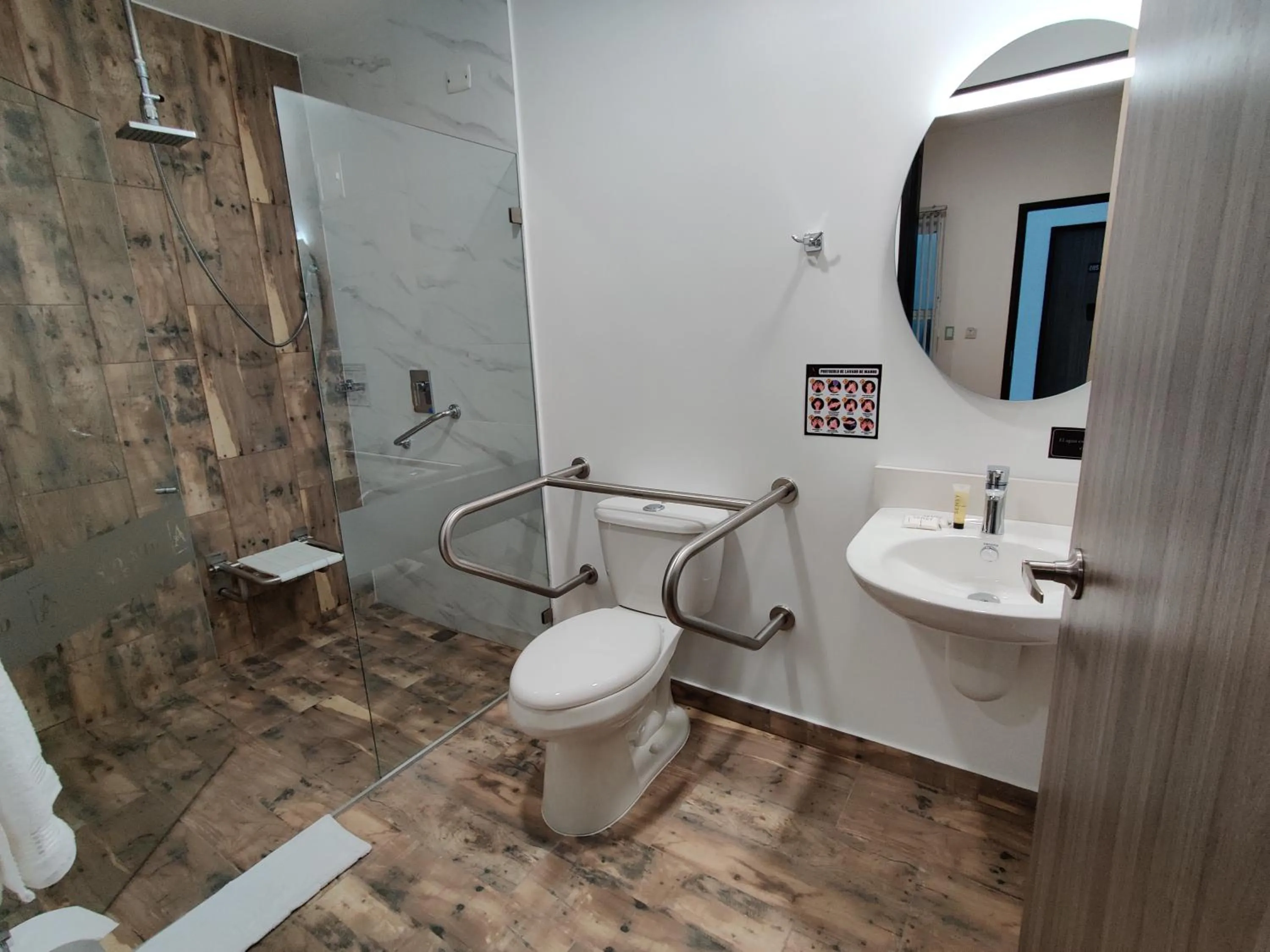 Bathroom in Hotel Aristo Gold