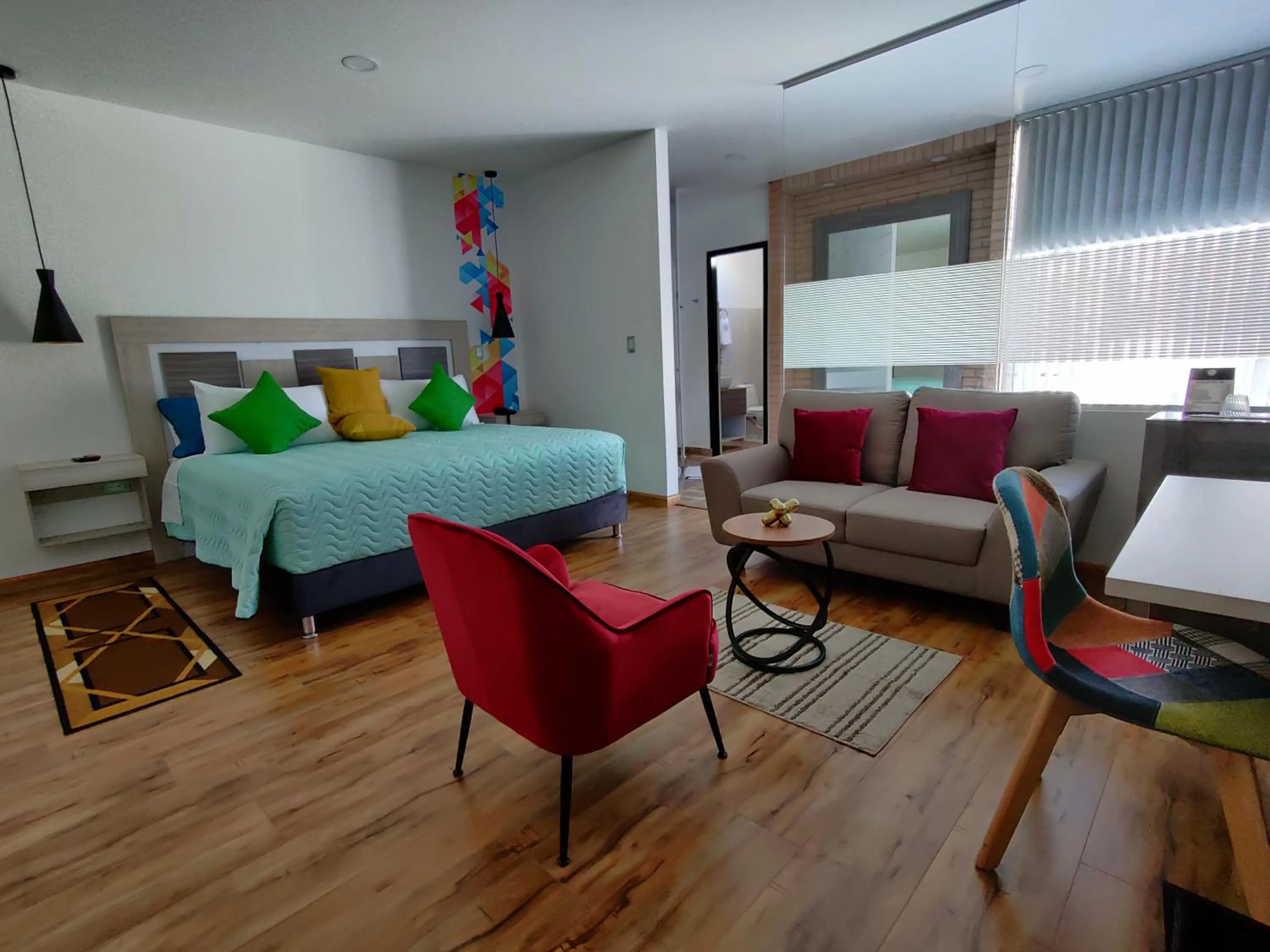 Living room, Bed in Hotel Aristo Gold