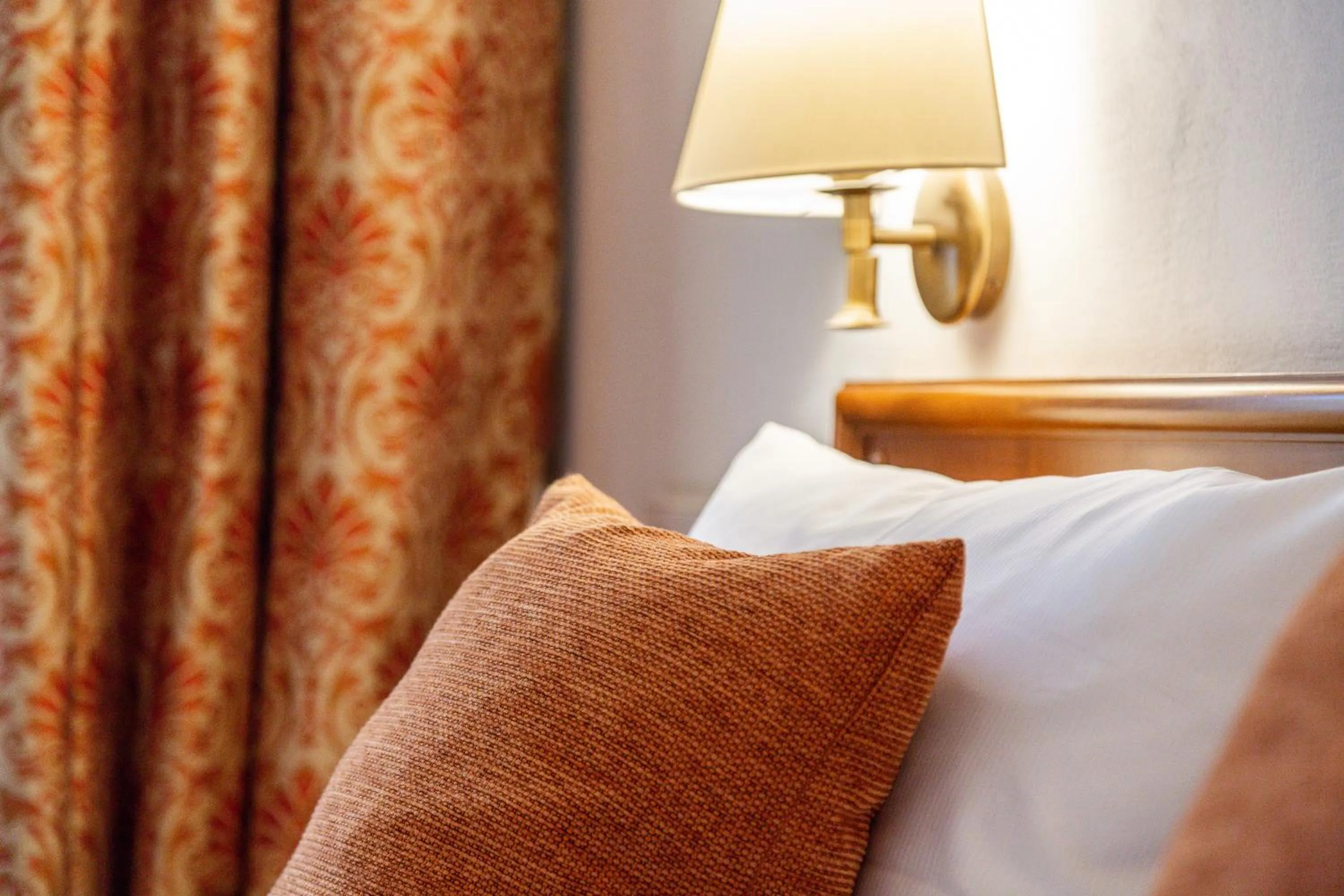 Photo of the whole room, Bed in Hotel Hofgut Sternen - Ravennaschlucht