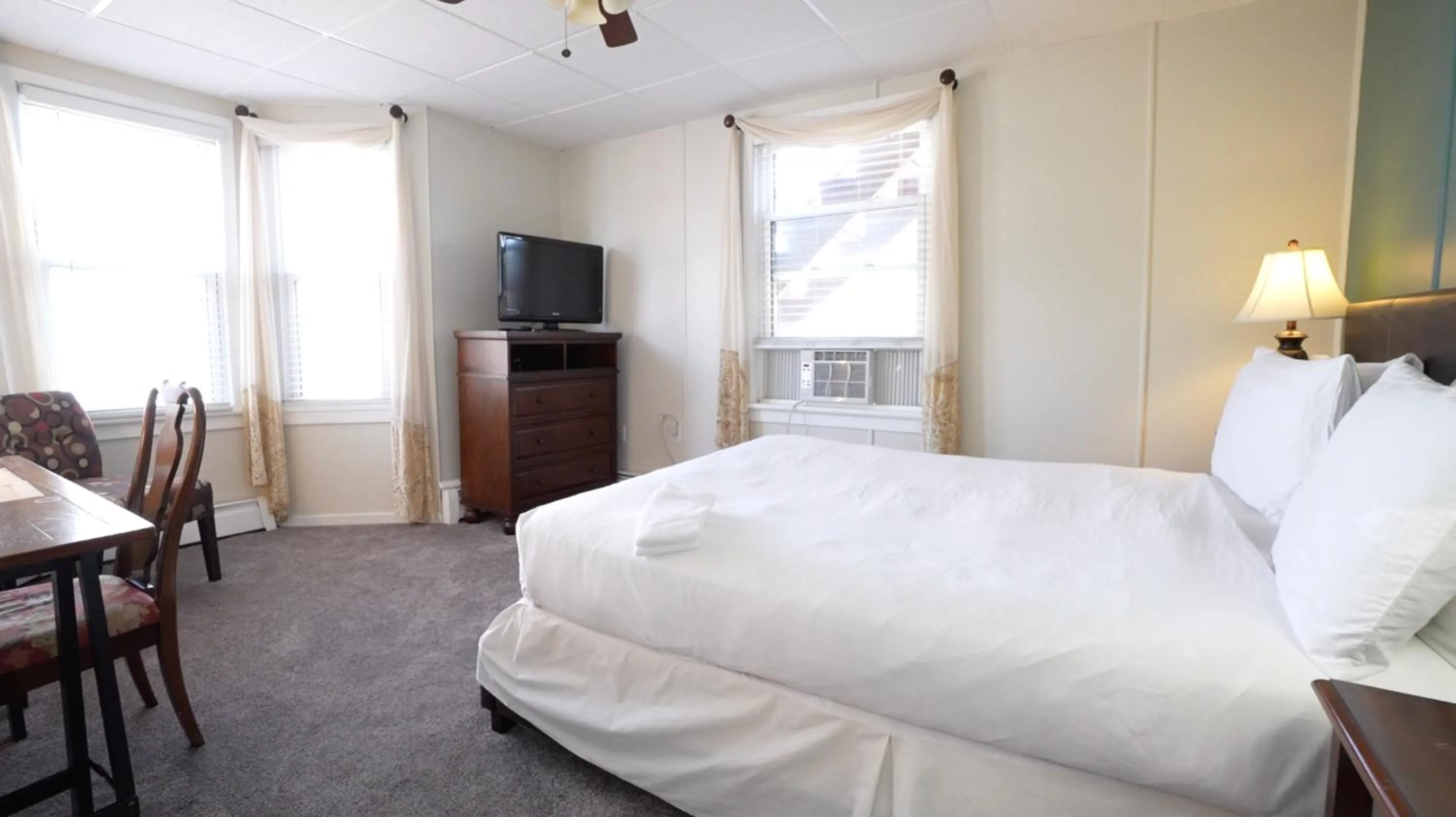 Bed in North Beach Hotel