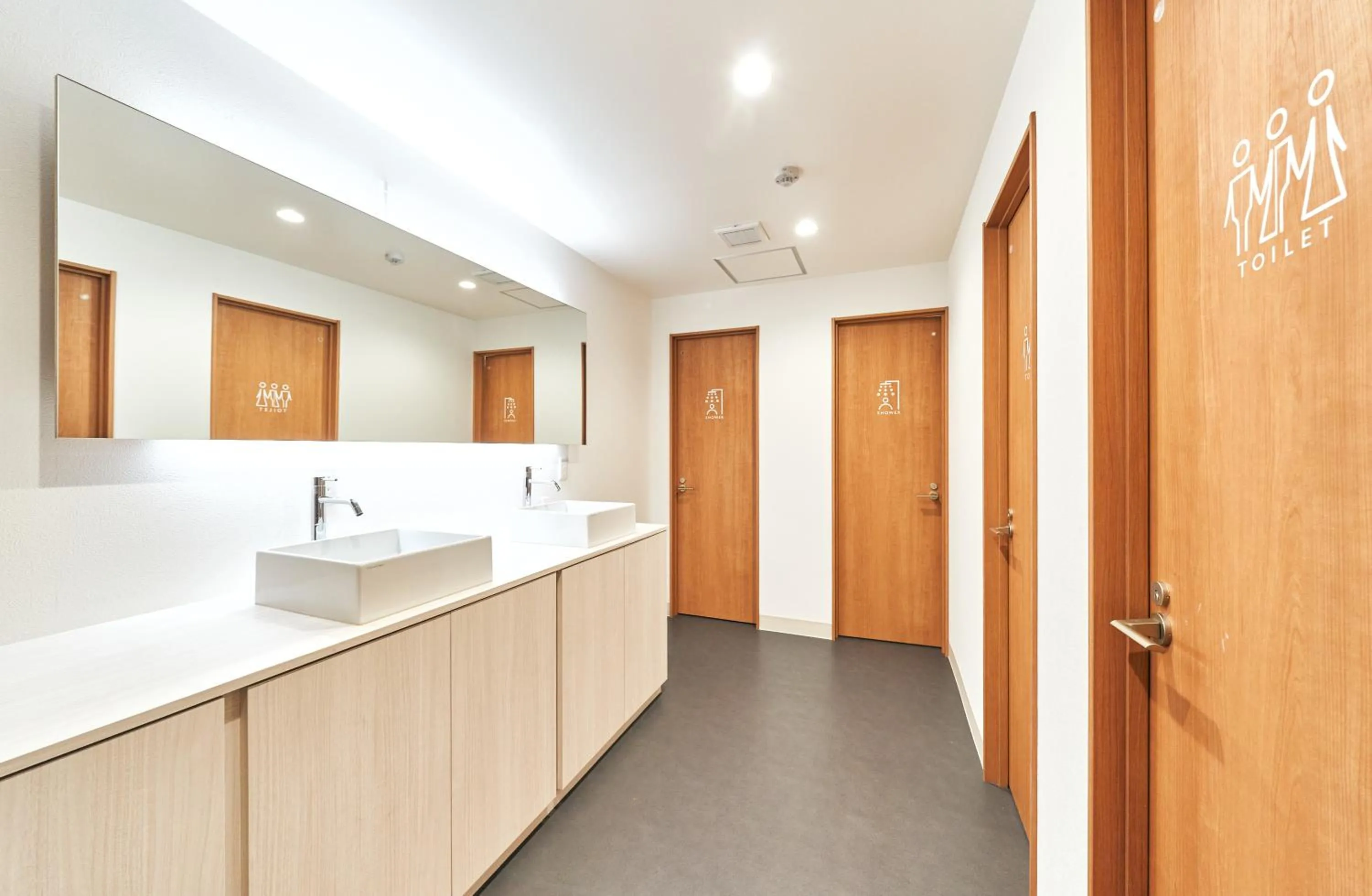 Area and facilities in Cocts Akihabara