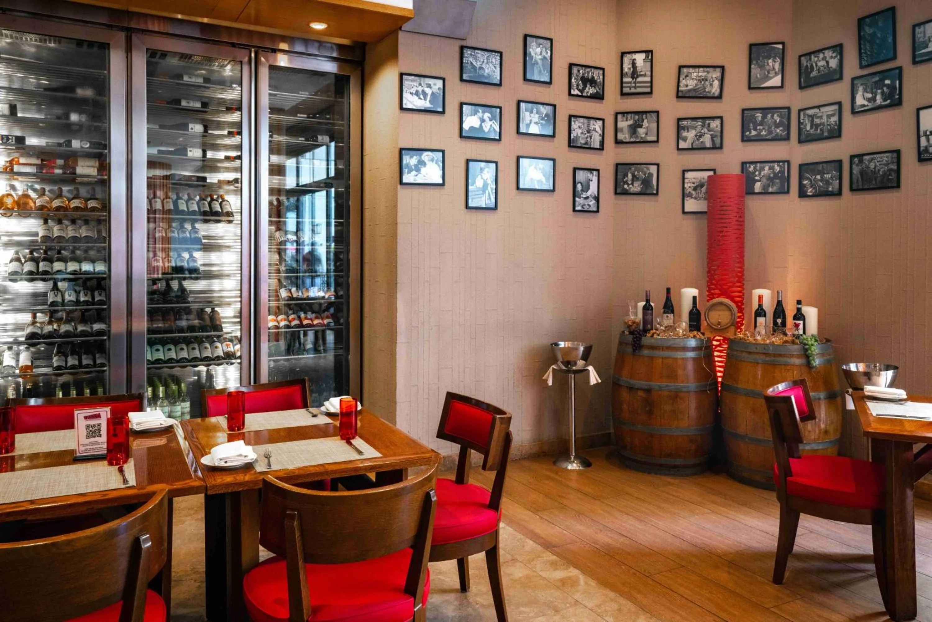 Restaurant/places to eat in Amwaj Rotana, Jumeirah Beach - Dubai