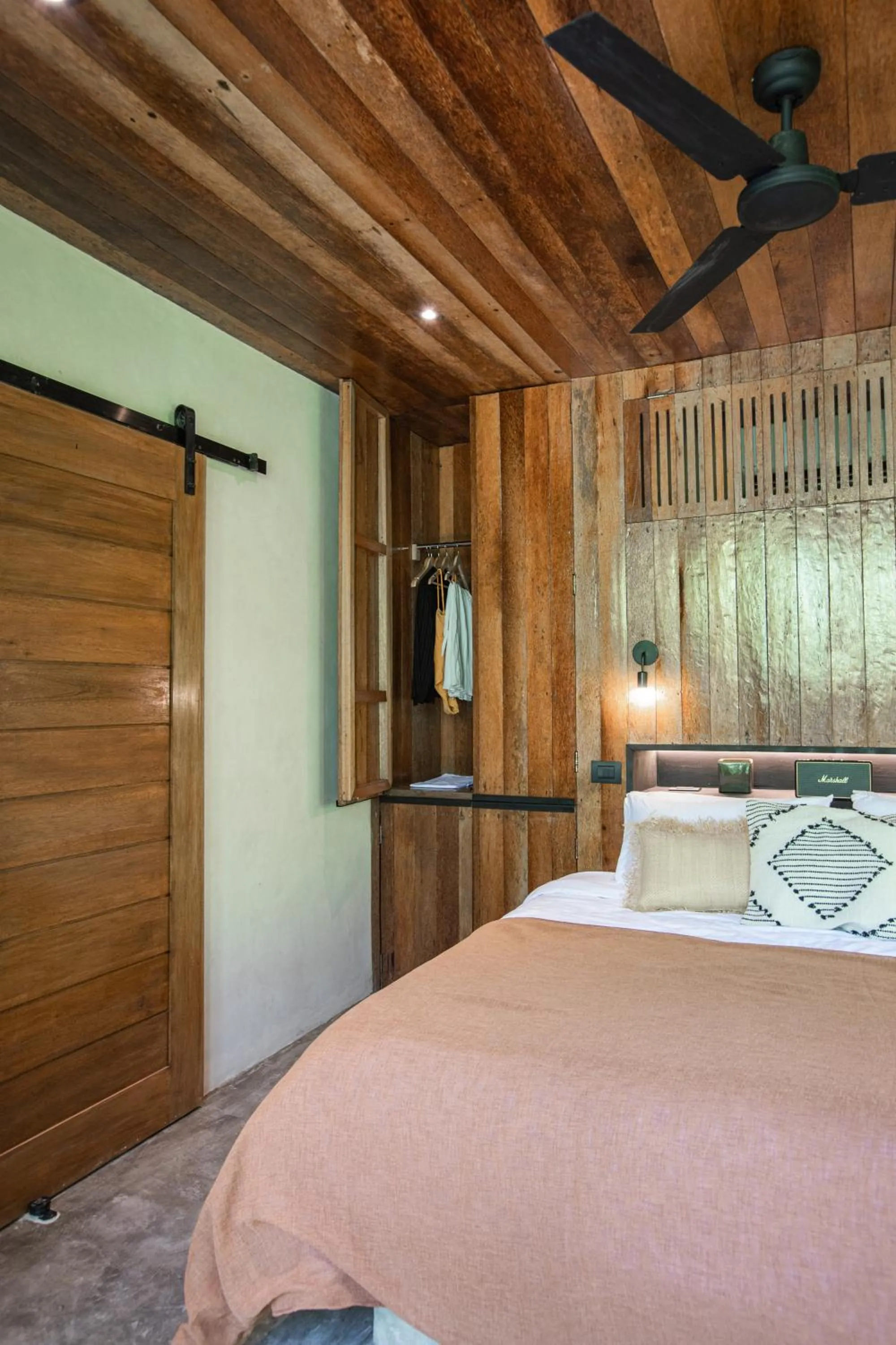 Bedroom, Bed in Surfing Temple Hotel Boutique