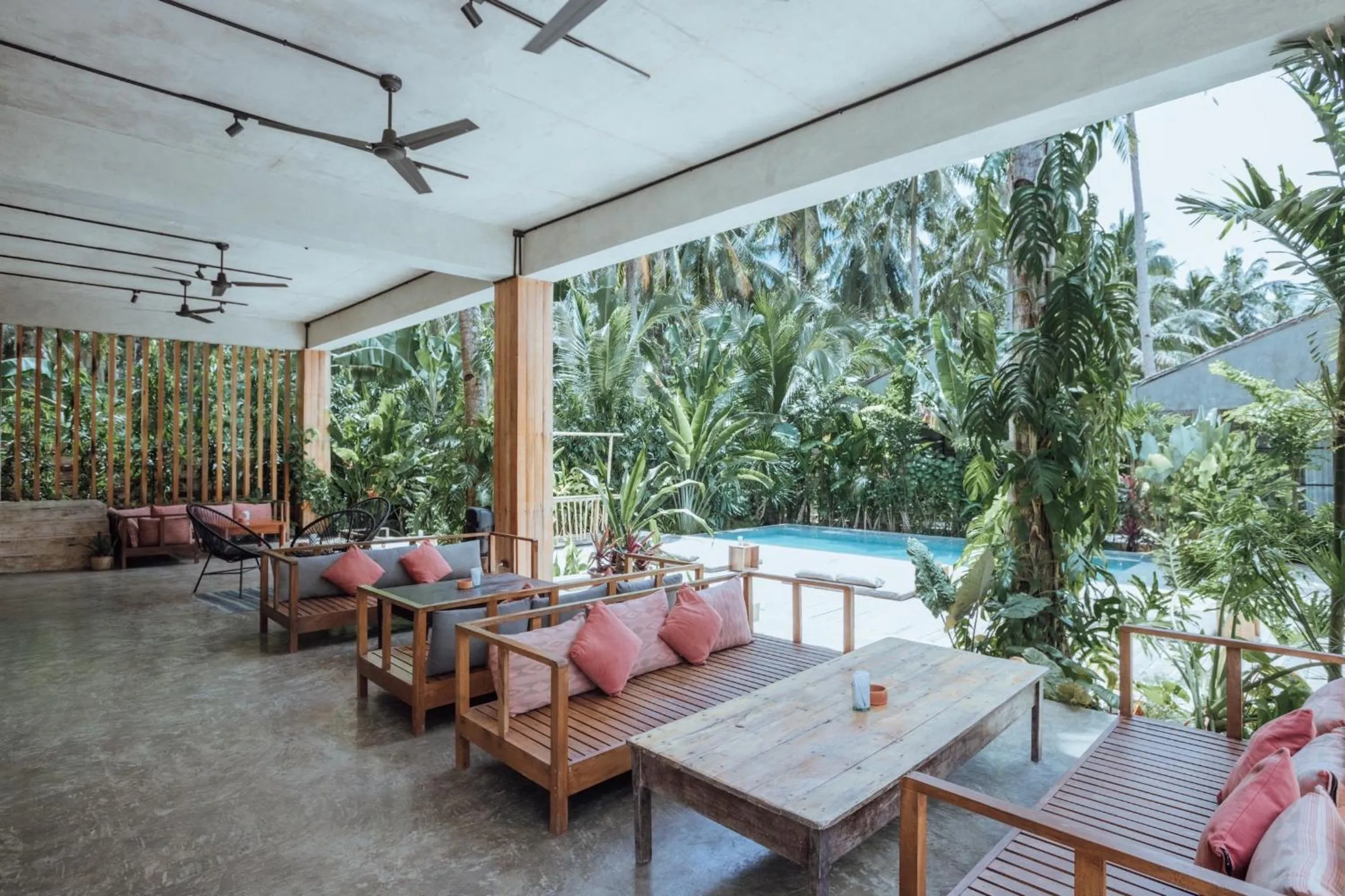 Restaurant/places to eat in Surfing Temple Hotel Boutique