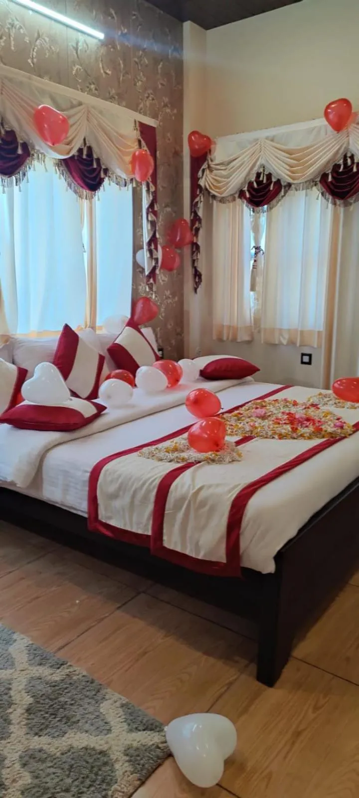 Bed in The Ranikhet Continental