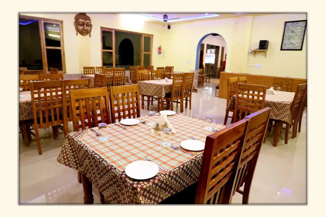 Restaurant/places to eat in The Ranikhet Continental