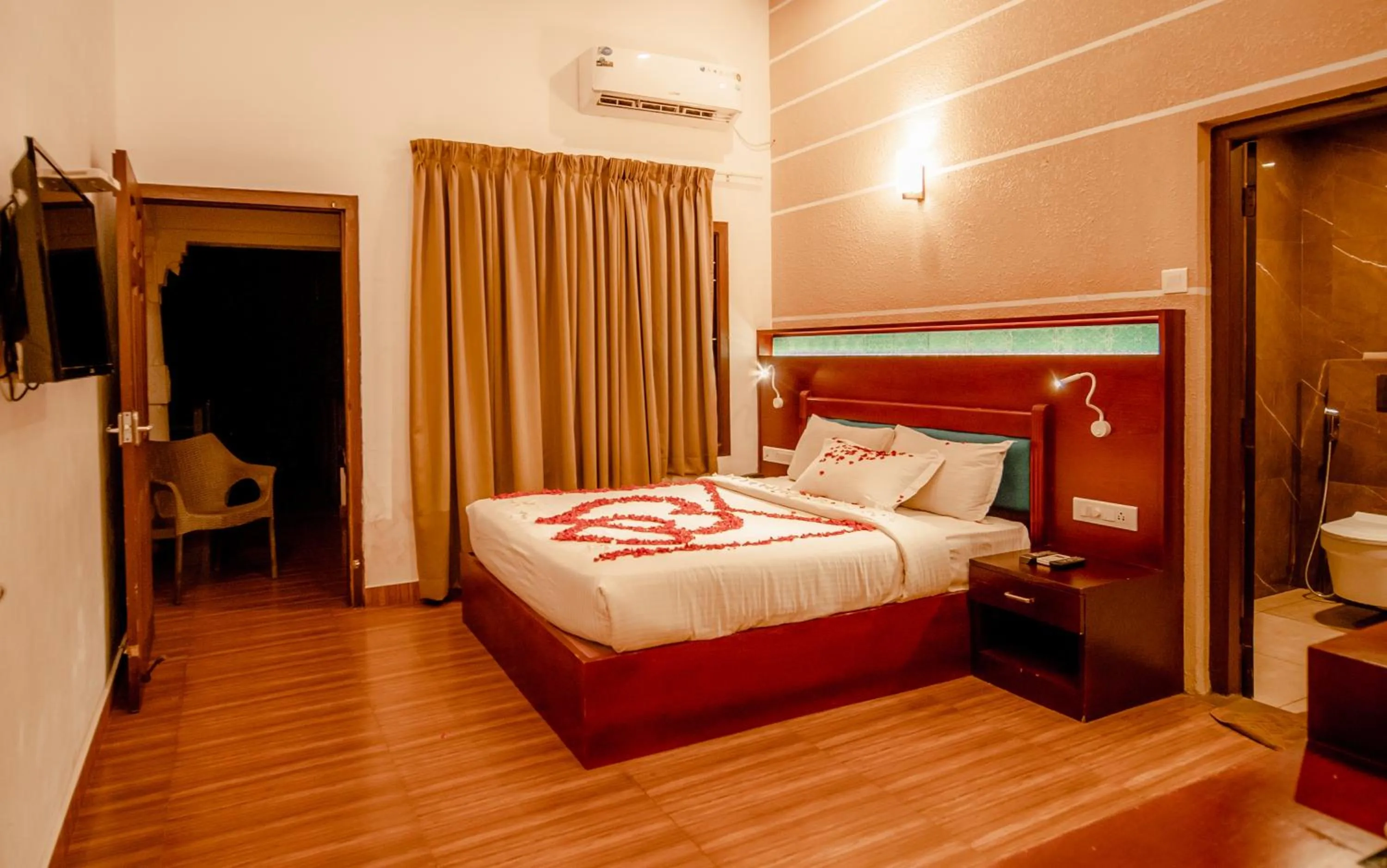 Bed in Southern Panorama Indriya Resorts & Spa