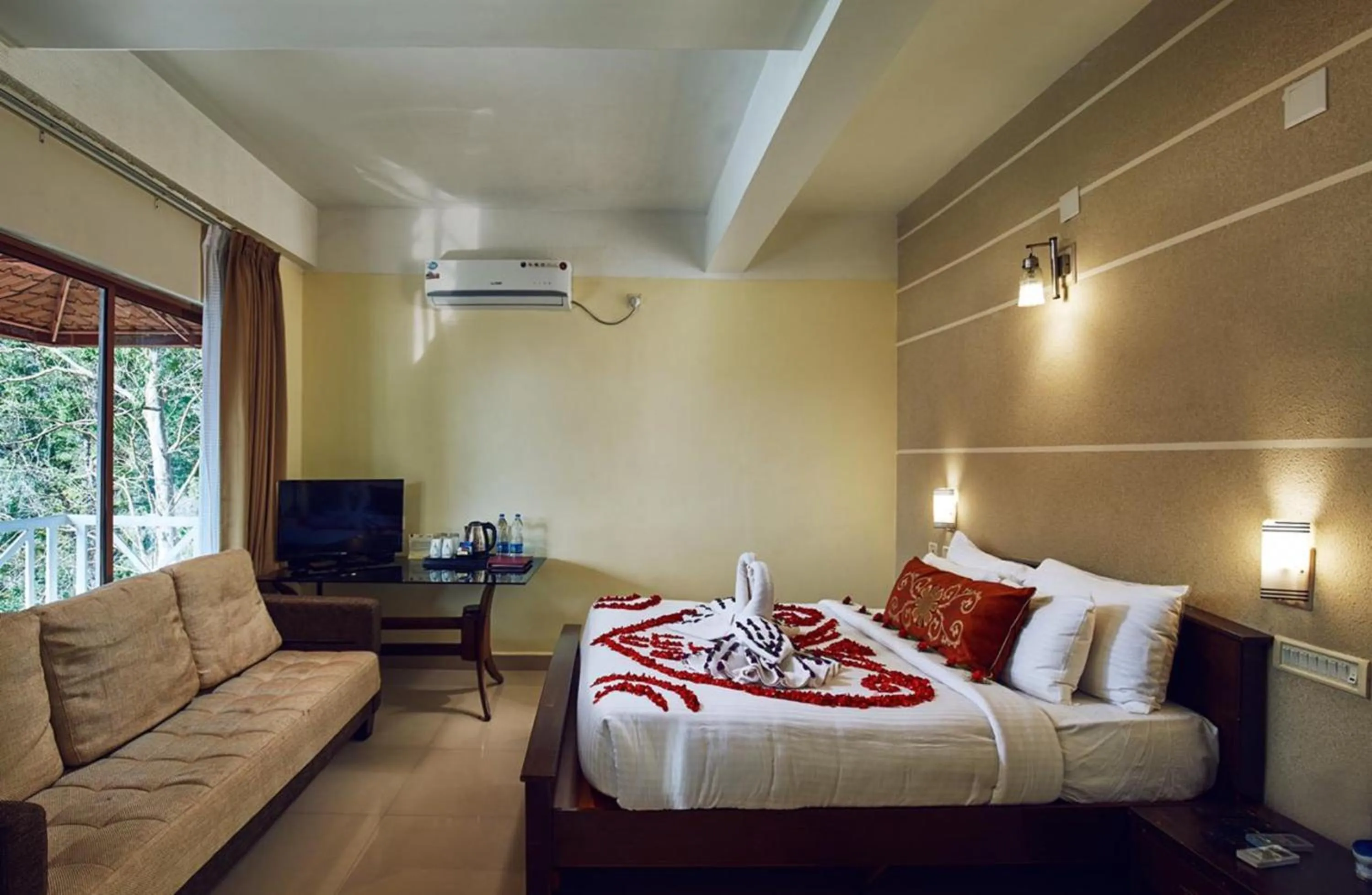 Bed in Southern Panorama Indriya Resorts & Spa