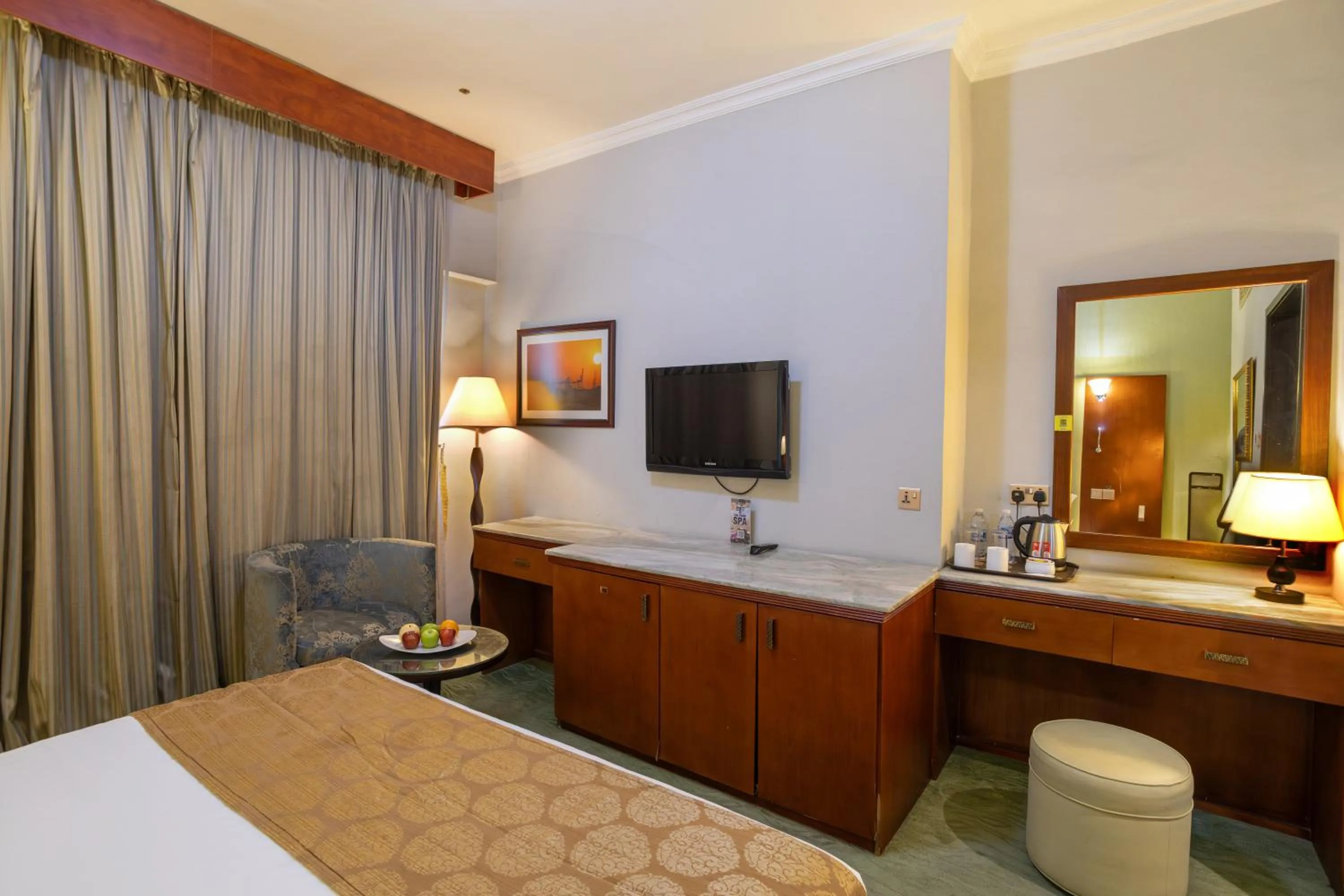 Bedroom, Bed in THE PARK HOTEL Formerly Al Jawhara Gardens