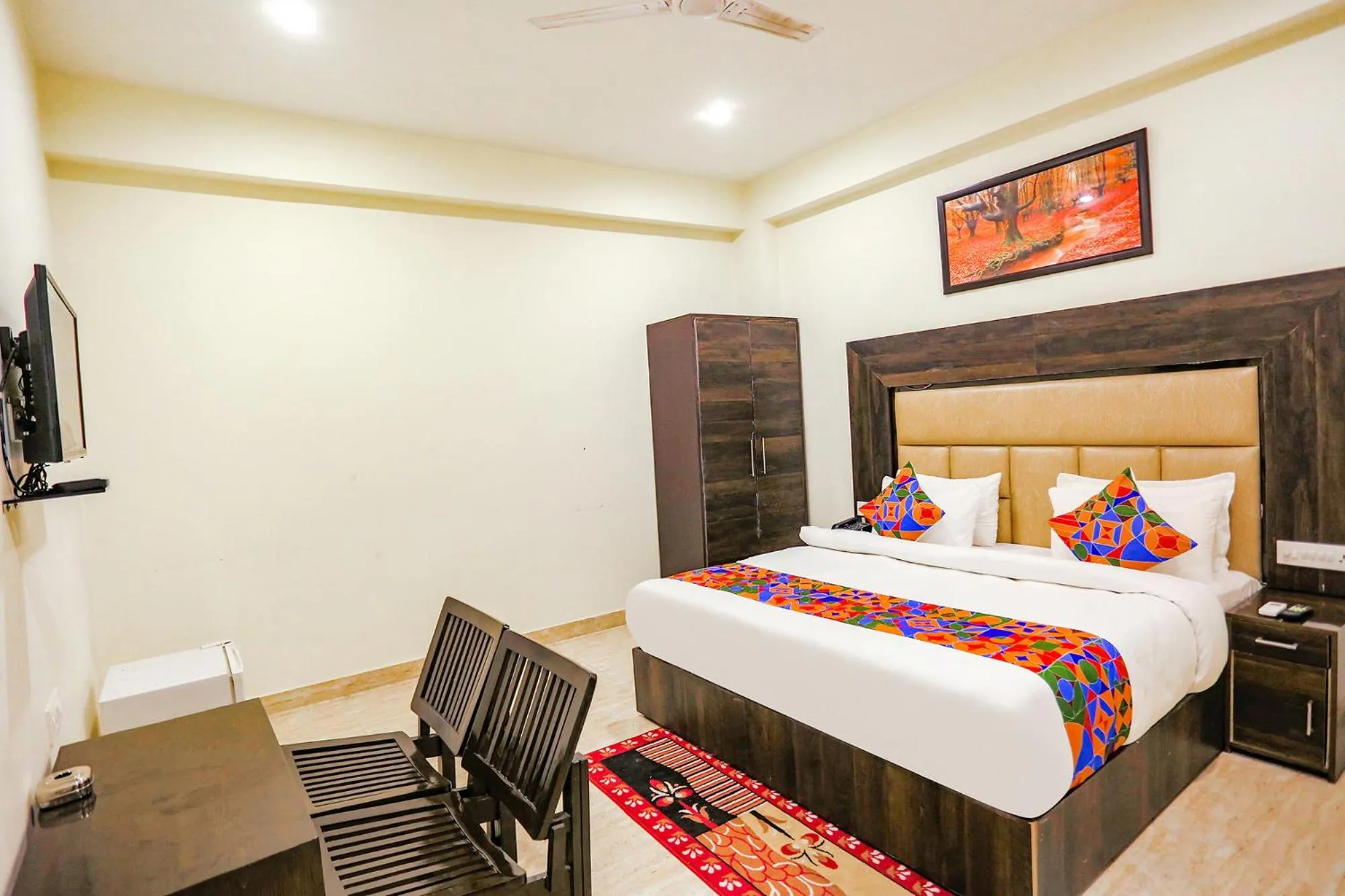 Bed in FabHotel The Kiara Near IGI Delhi Airport