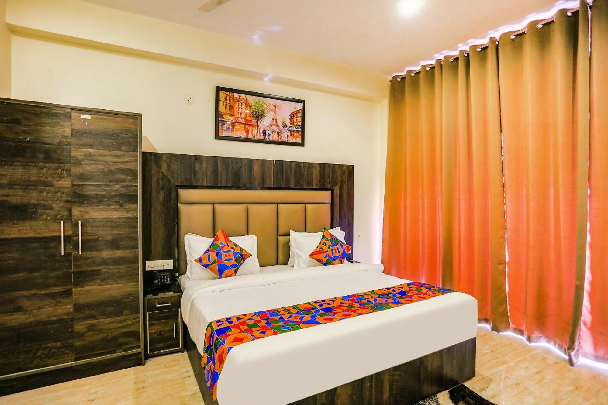 Bed in FabHotel The Kiara Near IGI Delhi Airport