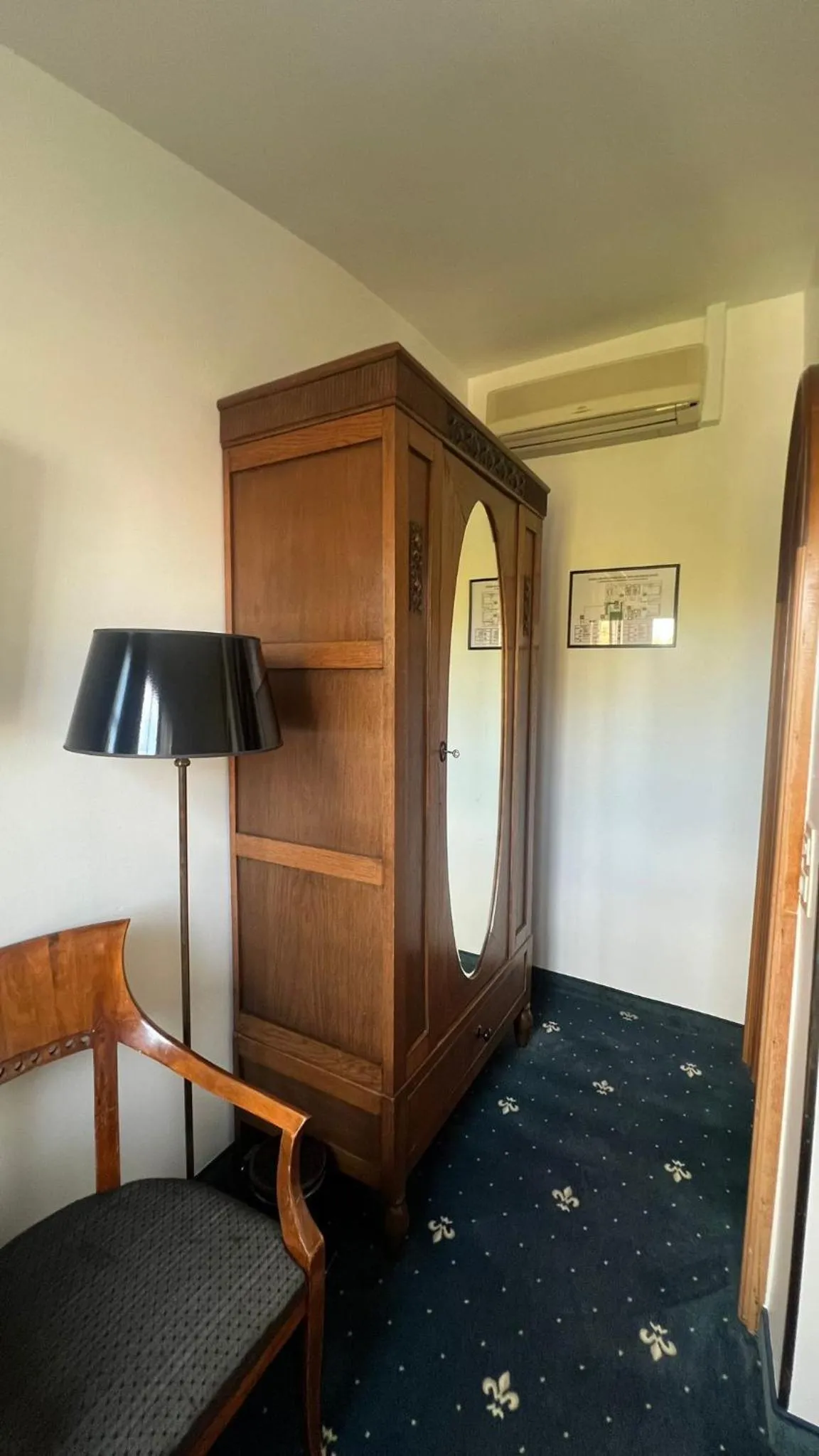 Bed in Hotel Windsor