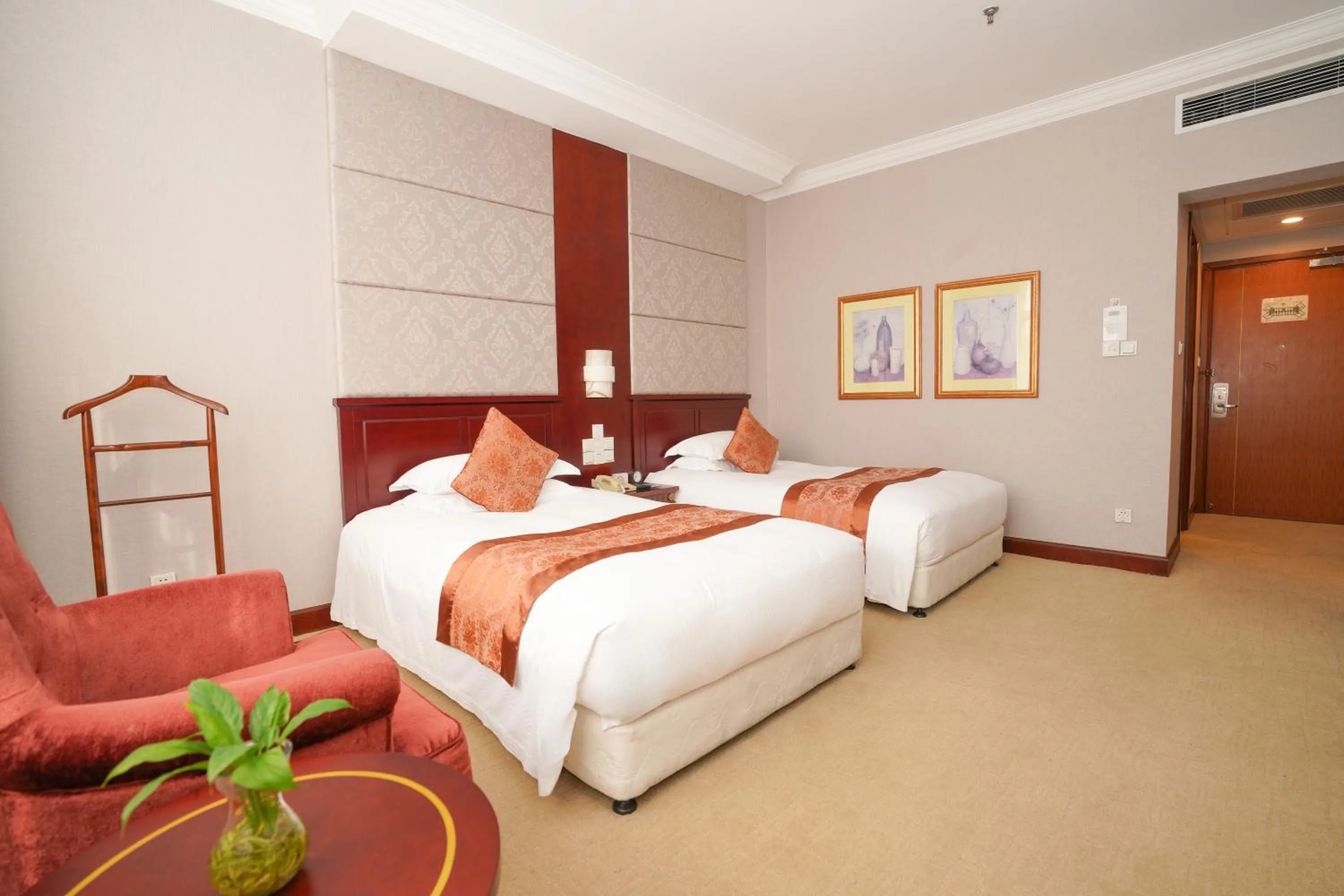 Photo of the whole room, Bed in Broadway Mansions Hotel - On the Bund - Journey Through Time Old Shanghai Republic Dreams