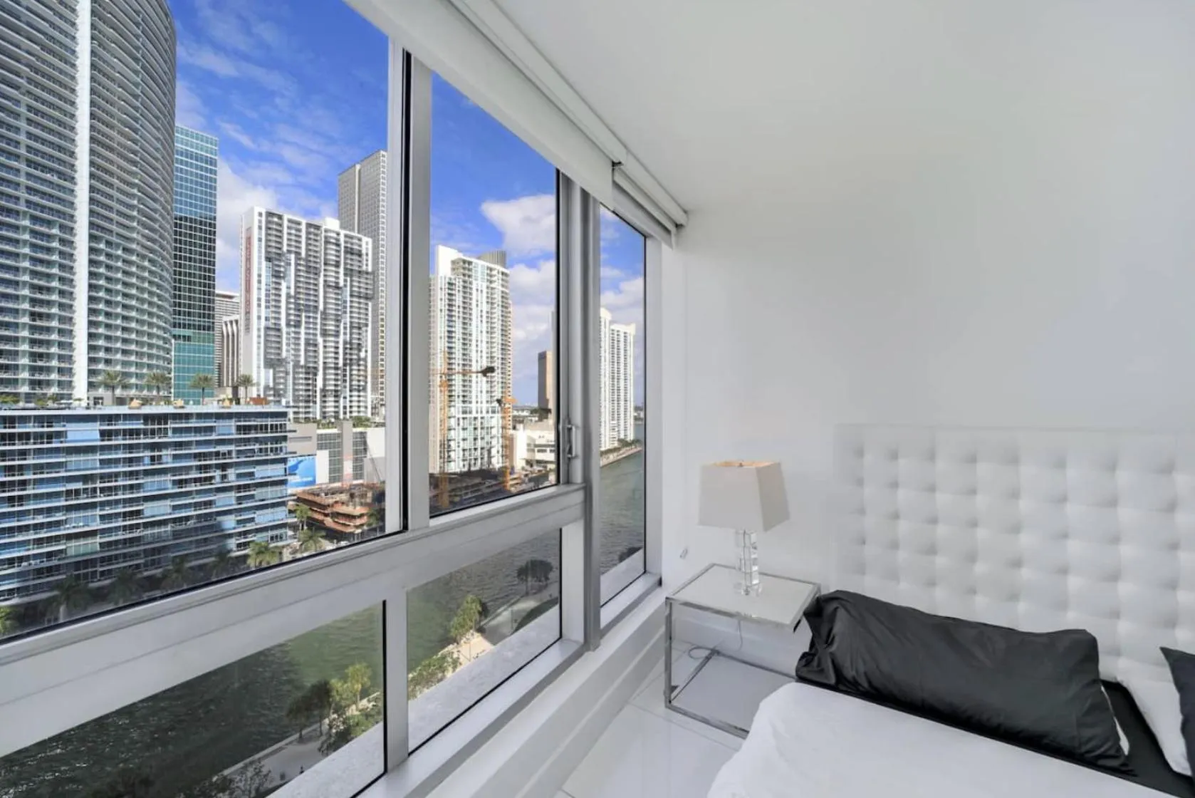 Bed in Icon Brickell Miami