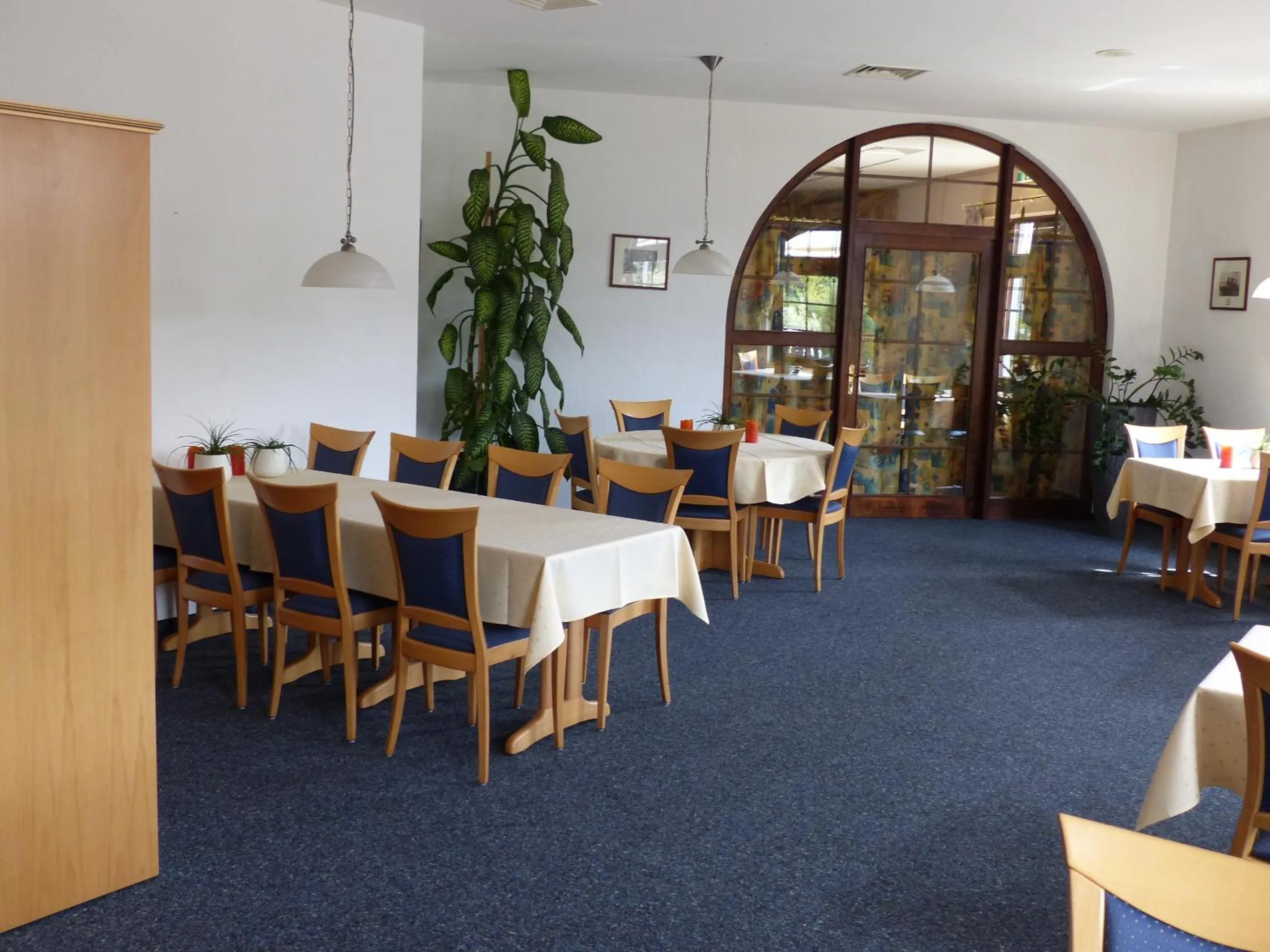 Restaurant/places to eat in Hotel Zum Anger