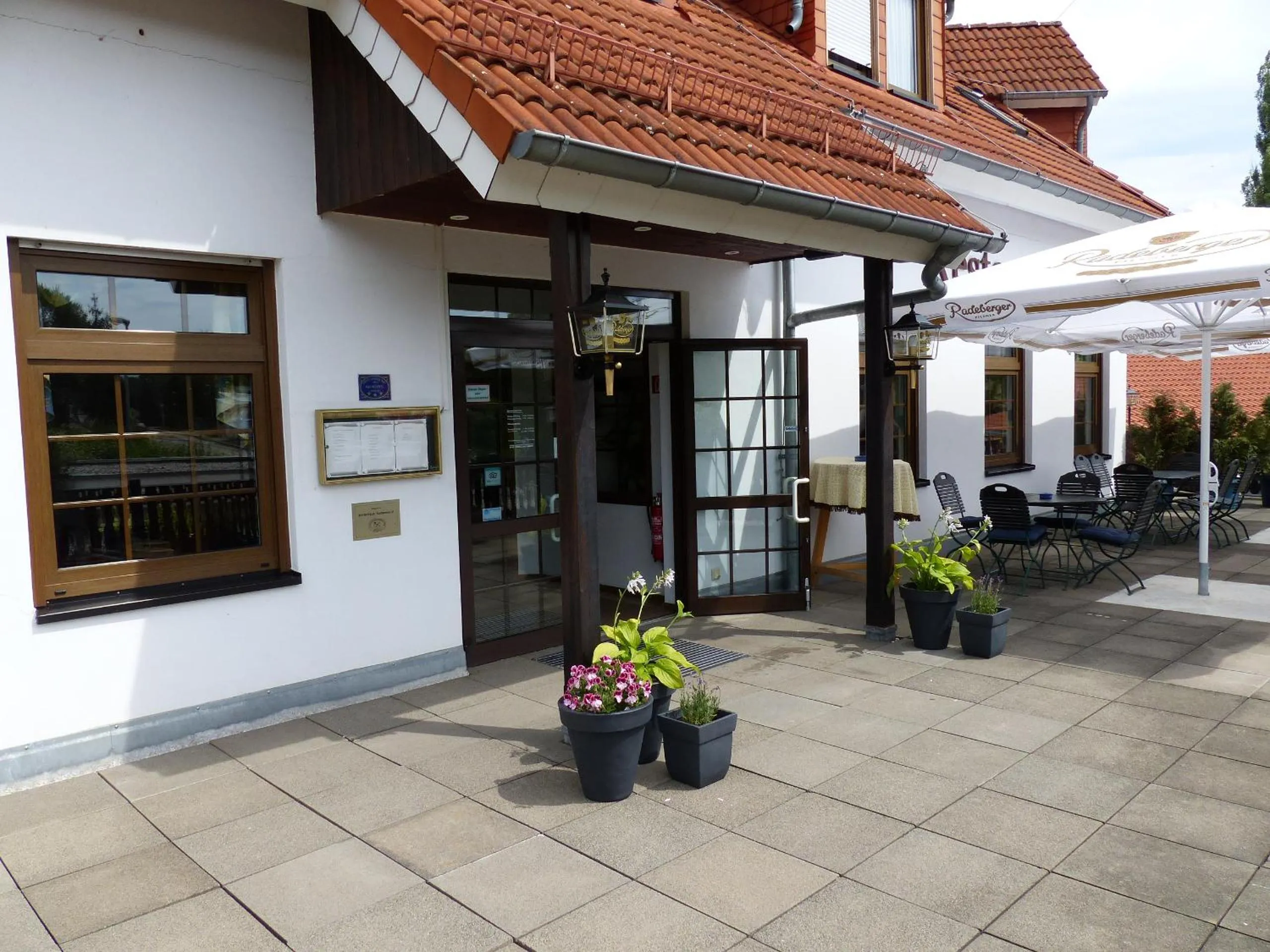 Restaurant/places to eat in Hotel Zum Anger