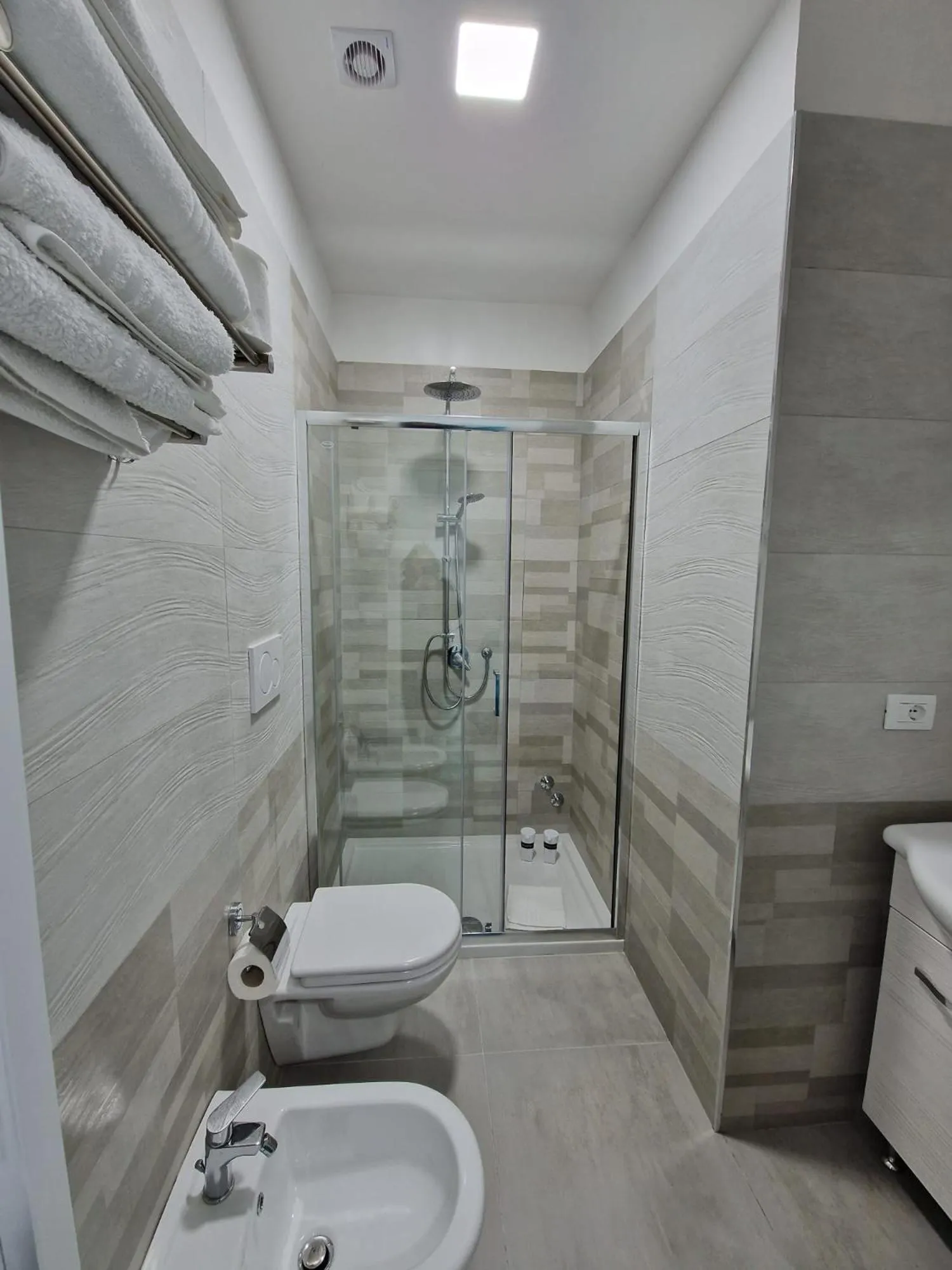 B&B HERCULANEUM RUINS