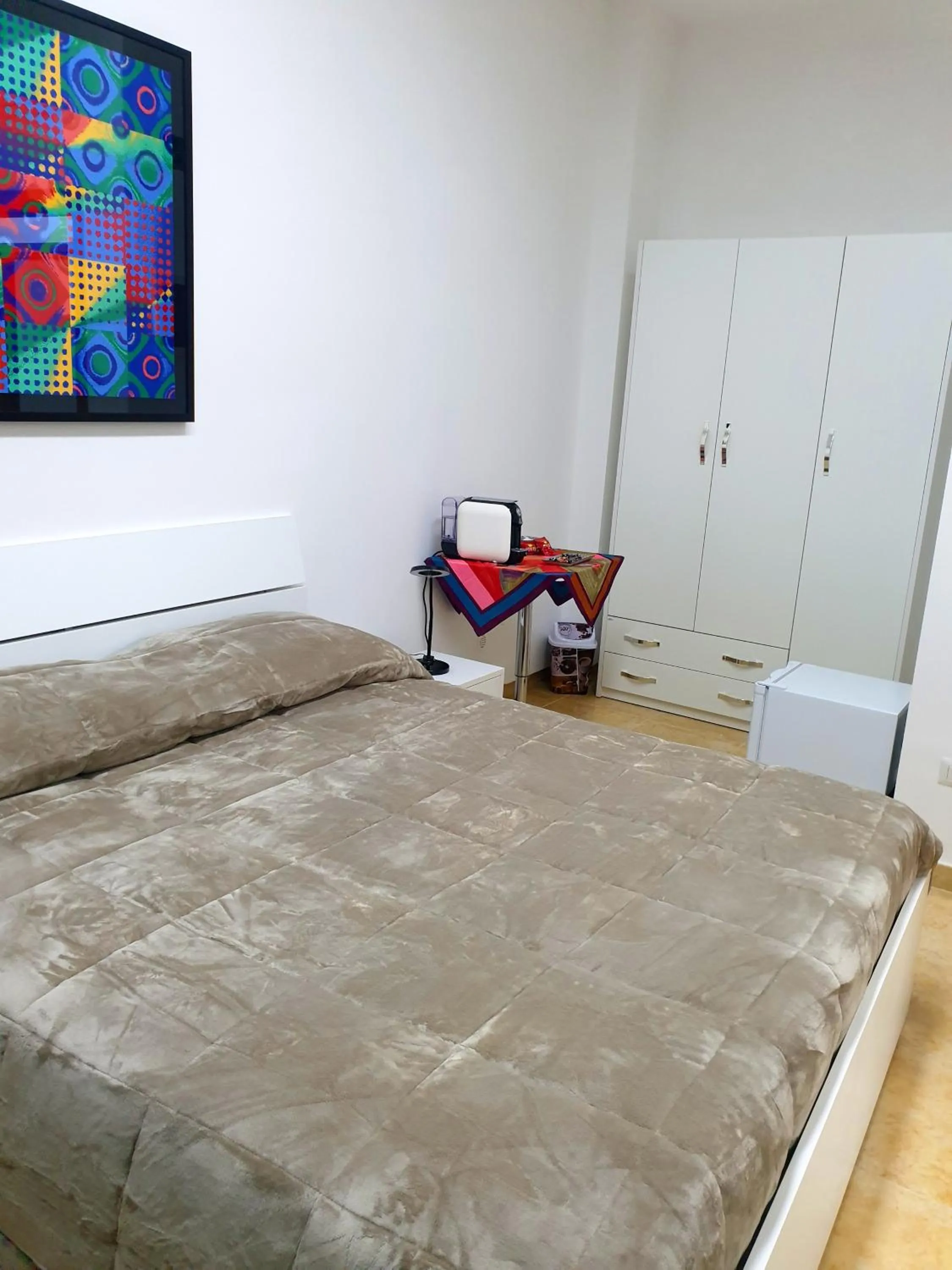 Bedroom, Bed in B&B HERCULANEUM RUINS