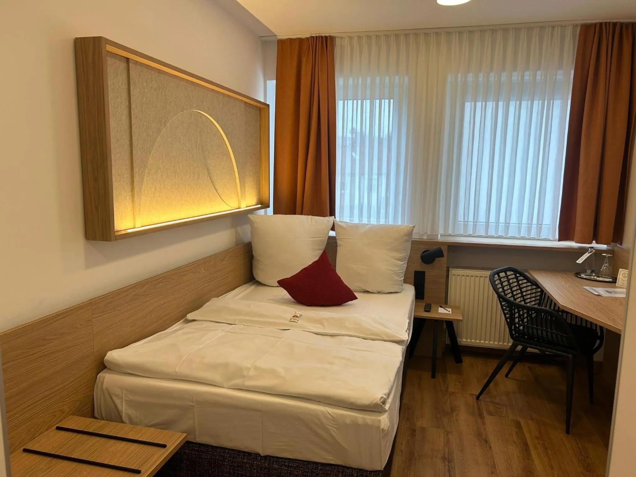 Photo of the whole room, Bed in Hotel Kübler