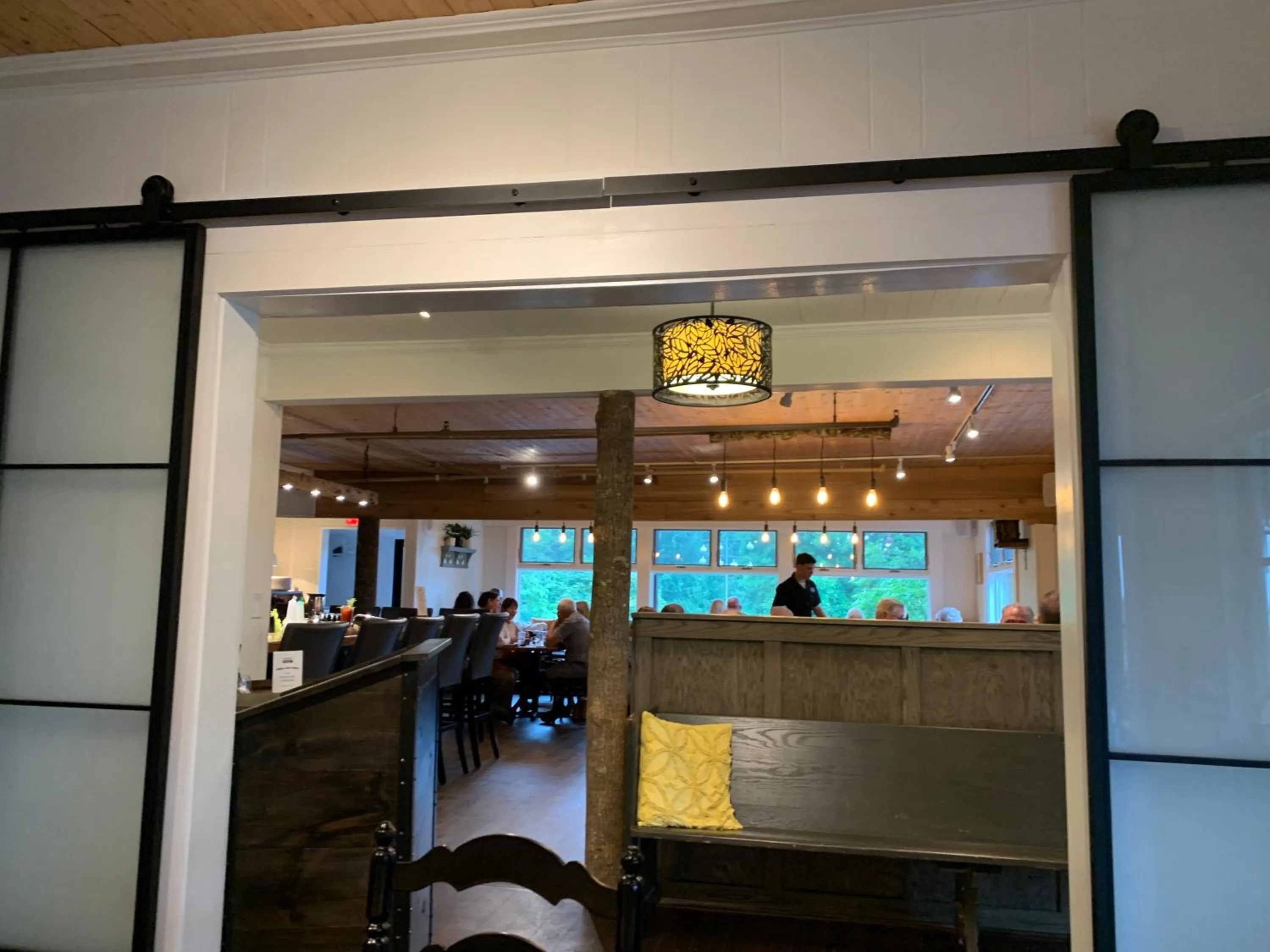 Woodbridge Inn & Tavern