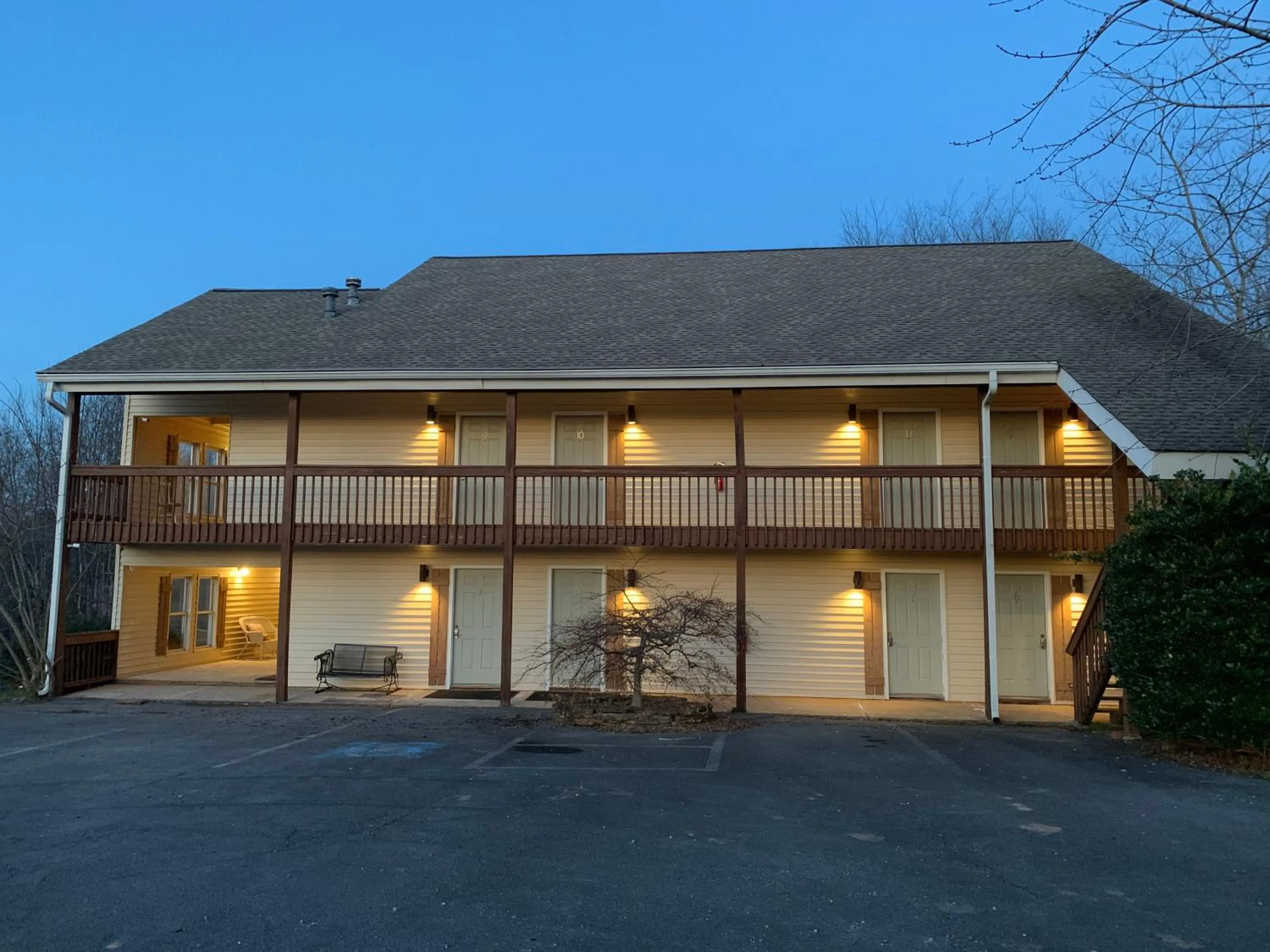 Woodbridge Inn & Tavern