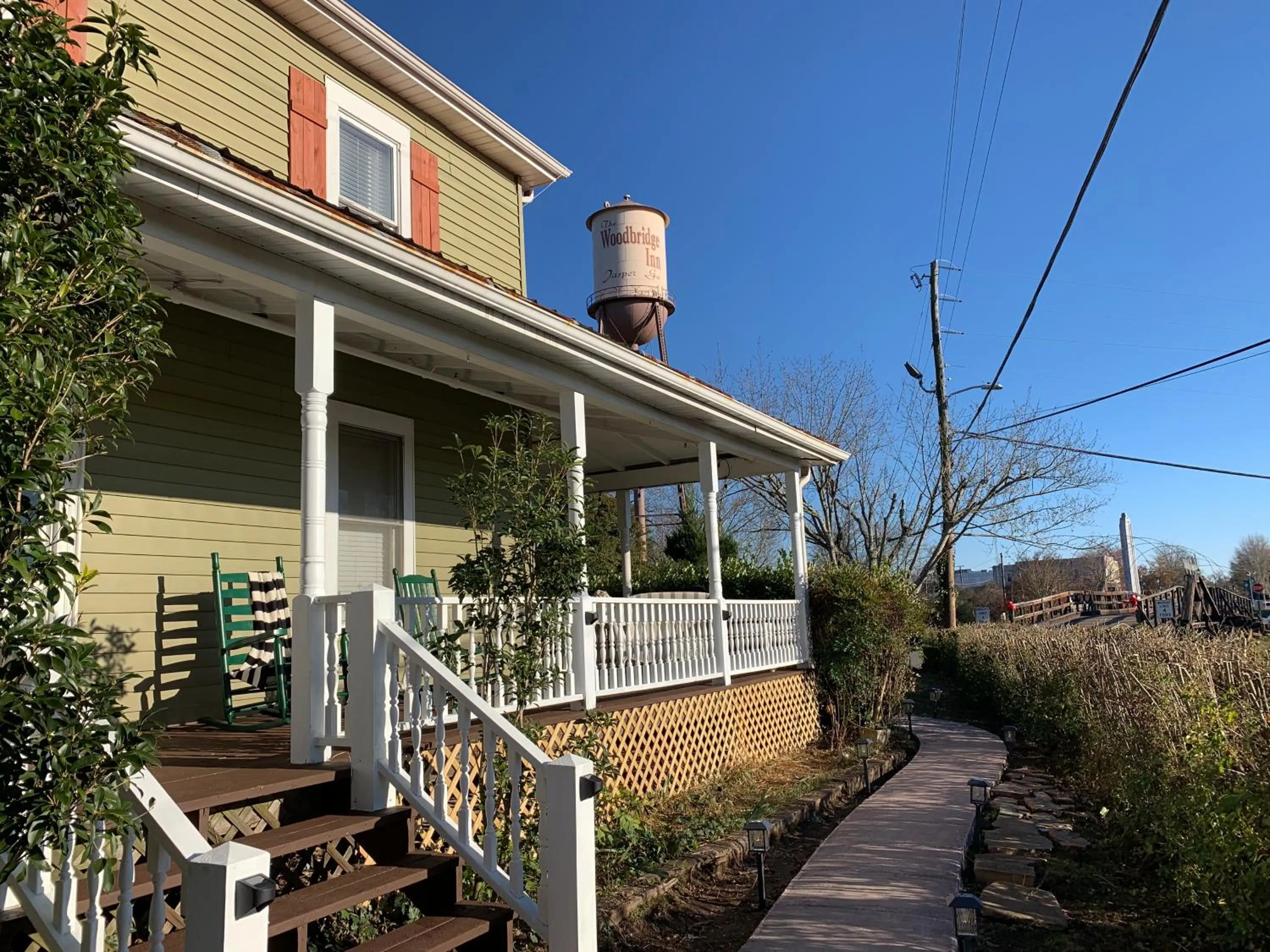 Woodbridge Inn & Tavern