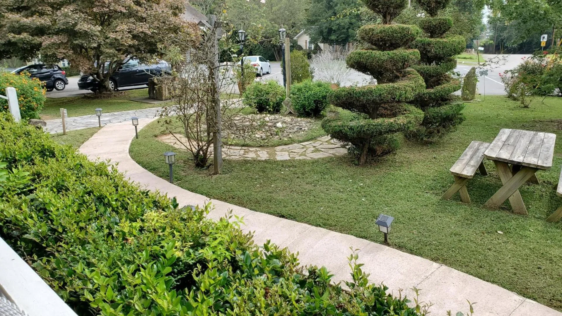 Woodbridge Inn & Tavern