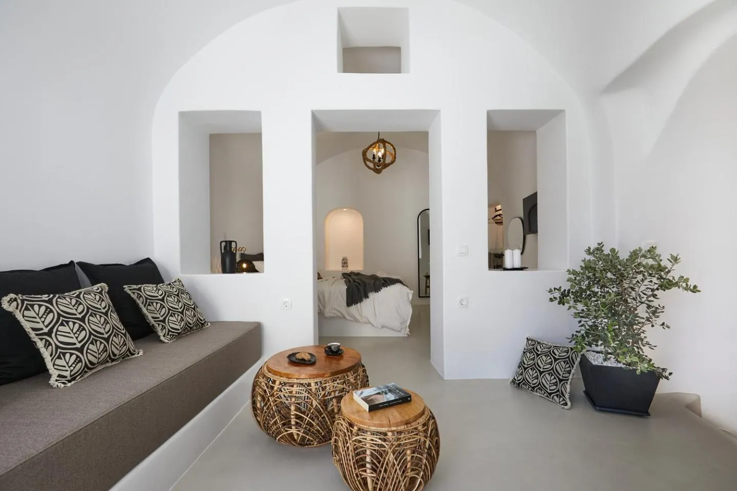 Living room in Blue Art Caves